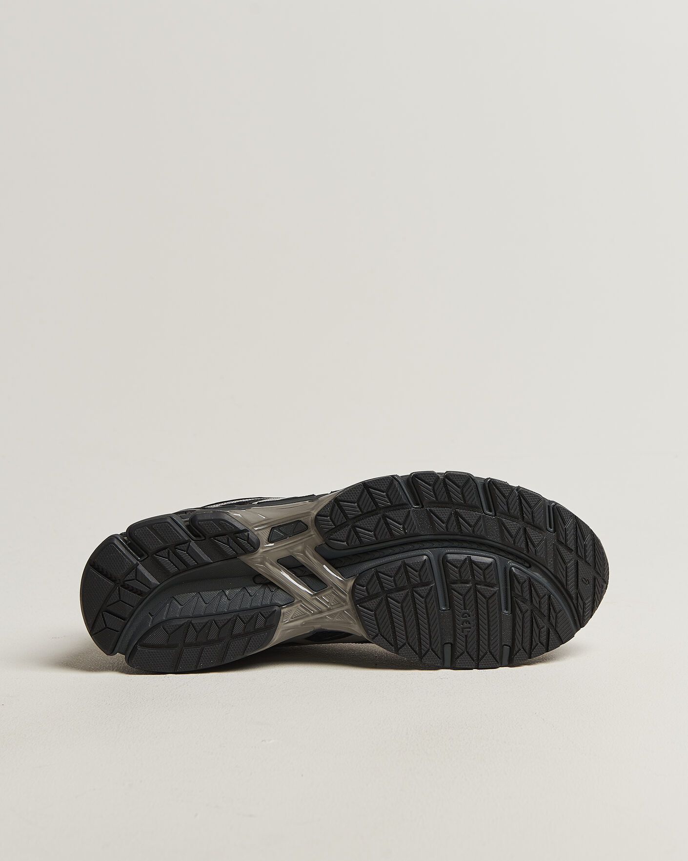 Herren | Sneaker | Asics | Gel-Kayano 20 Black/Clay Grey