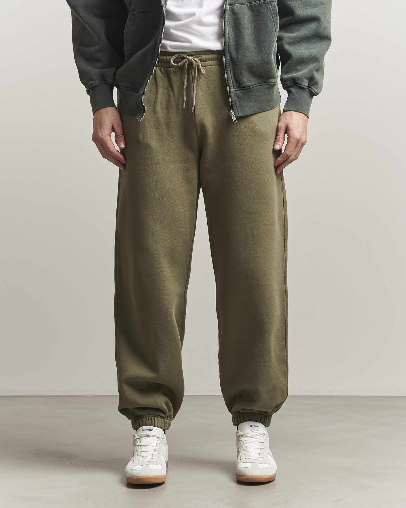 Herren | Hosen | Colorful Standard | Classic Organic Sweatpants Dusty Olive