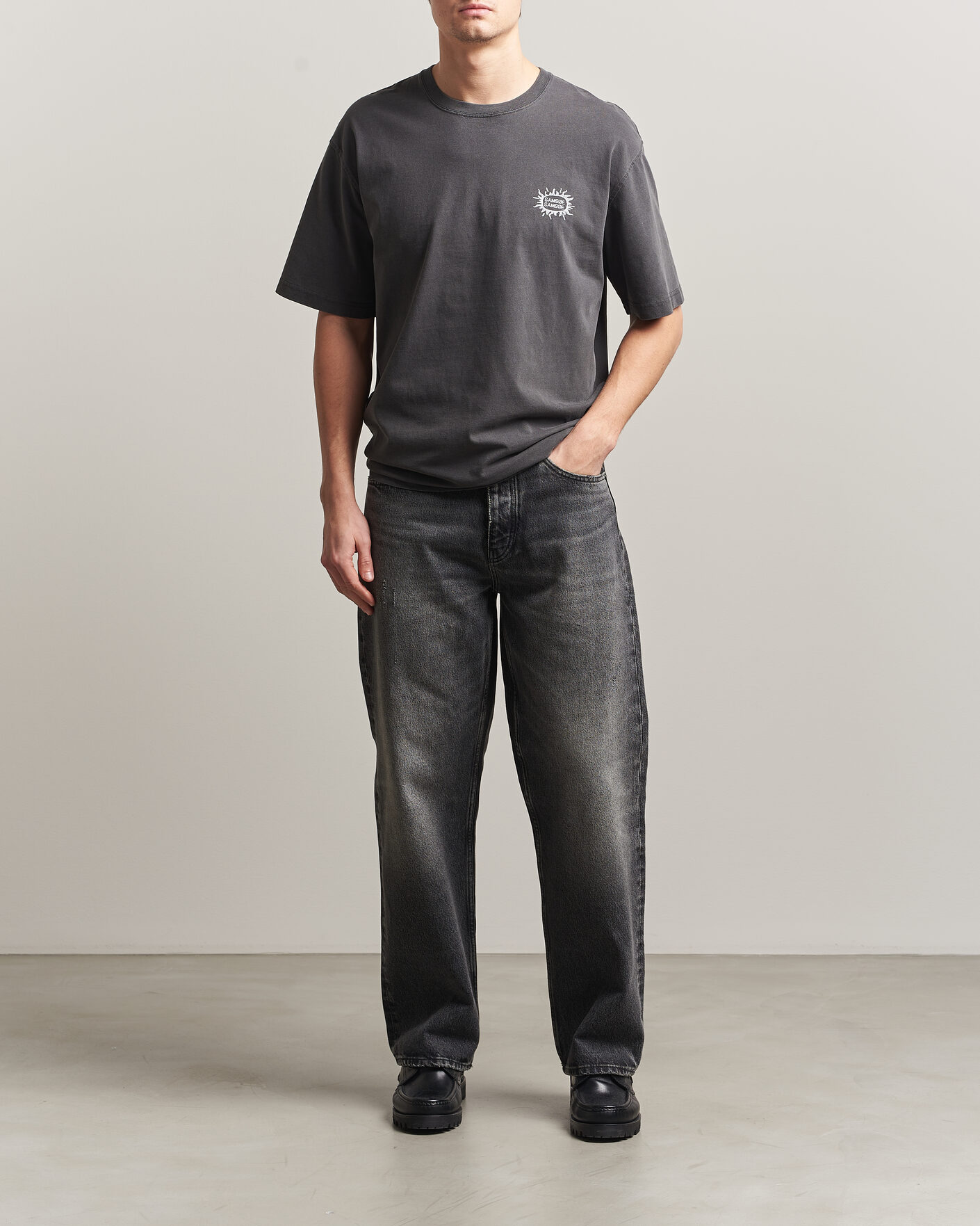 Herren | T-Shirts | Samsøe Samsøe | Gergei Printed Crew Neck T-Shirt Washed Black