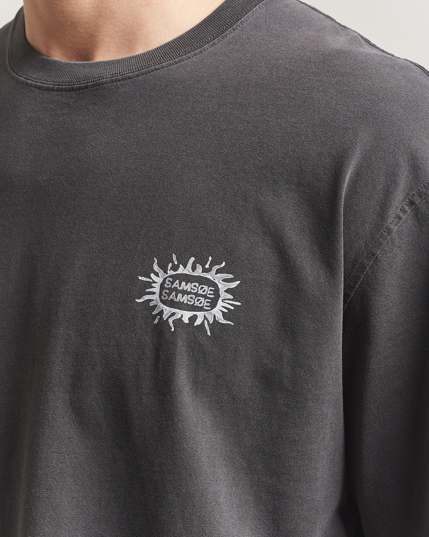 Herren | T-Shirts | Samsøe Samsøe | Gergei Printed Crew Neck T-Shirt Washed Black