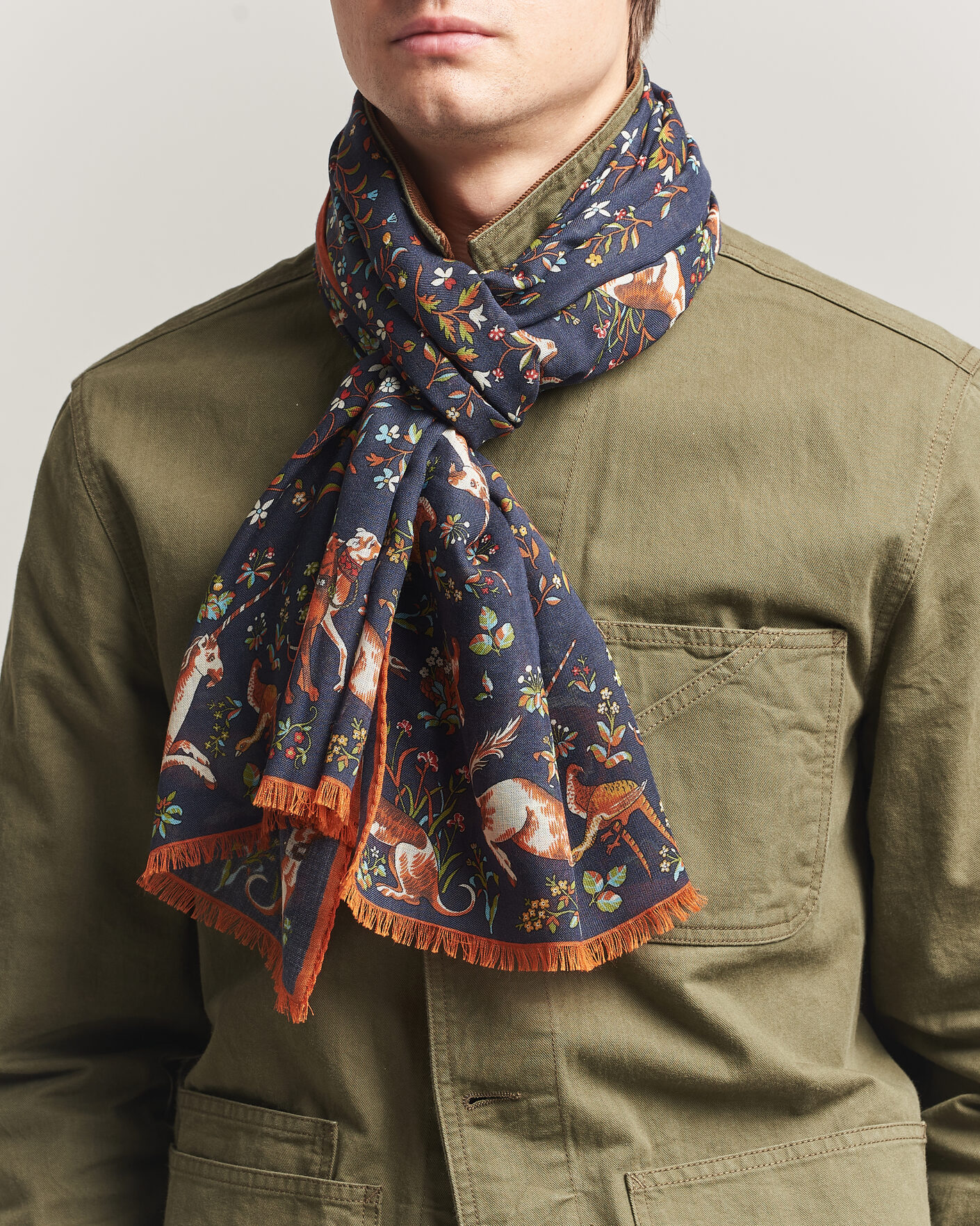 Herren | Tücher | Drake's | Unicorn Garden Wool/Silk Print Scarf Navy