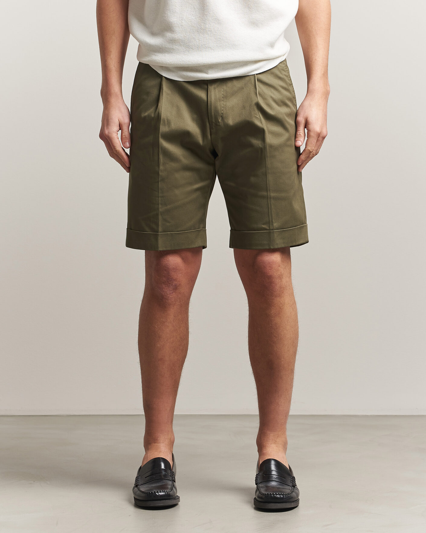 Herren | Shorts | Tiger of Sweden | Tenut Cotton Chino Shorts Kalamata Green
