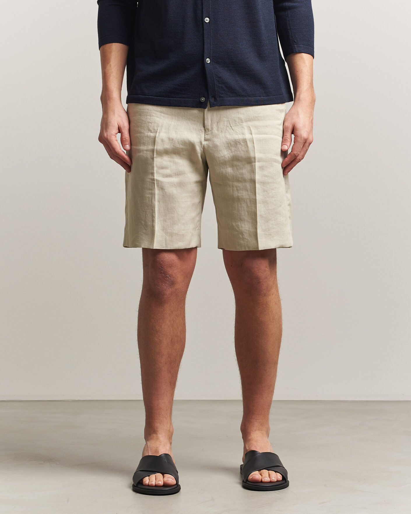 Herren | Shorts | Tiger of Sweden | Troy Pleated Linen Shorts Cream Sand