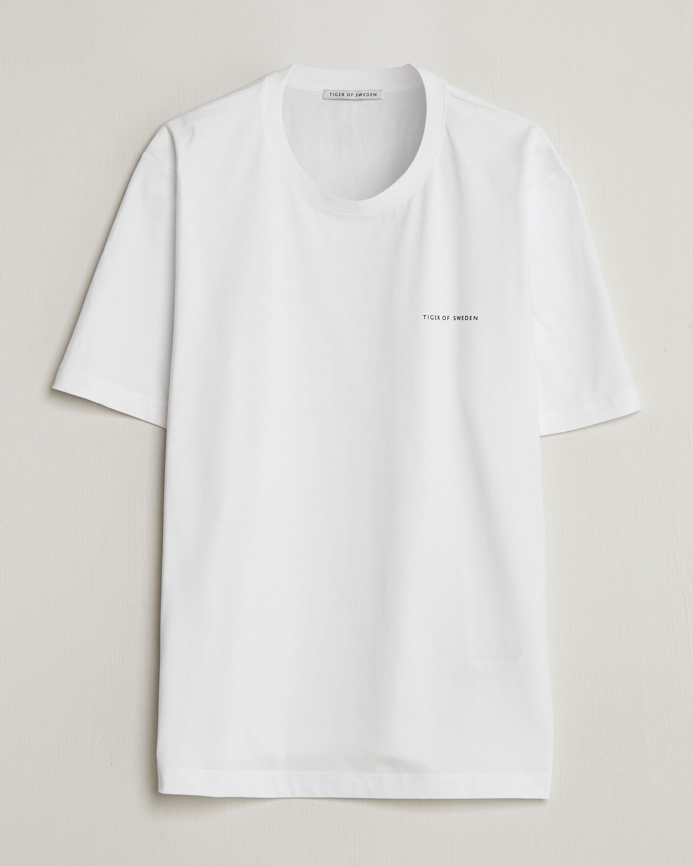 Herren | T-Shirts | Tiger of Sweden | Pro Cotton Logo T-Shirt Pure White