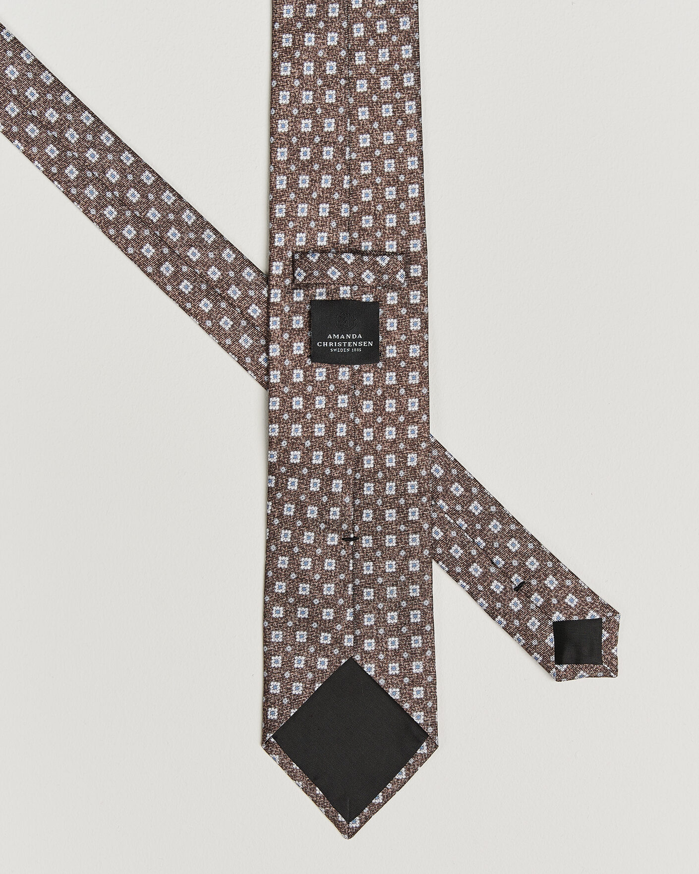 Herren | Krawatten | Amanda Christensen | Silk Oxford 8cm Flower Tie Brown