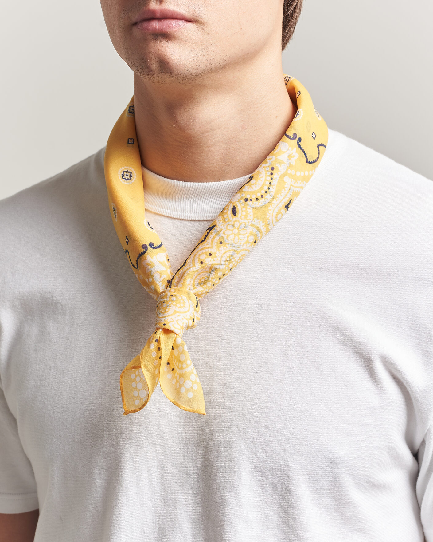 Herren | Tücher | Amanda Christensen | Cotton Voilé Medallion Bandana Yellow