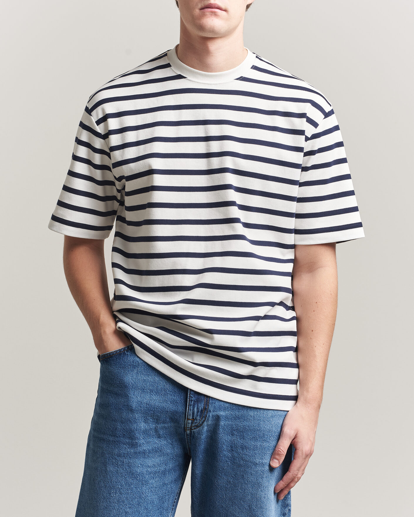 Herren | T-Shirts | Filippa K | Striped Crew Neck T-Shirt White/Navy