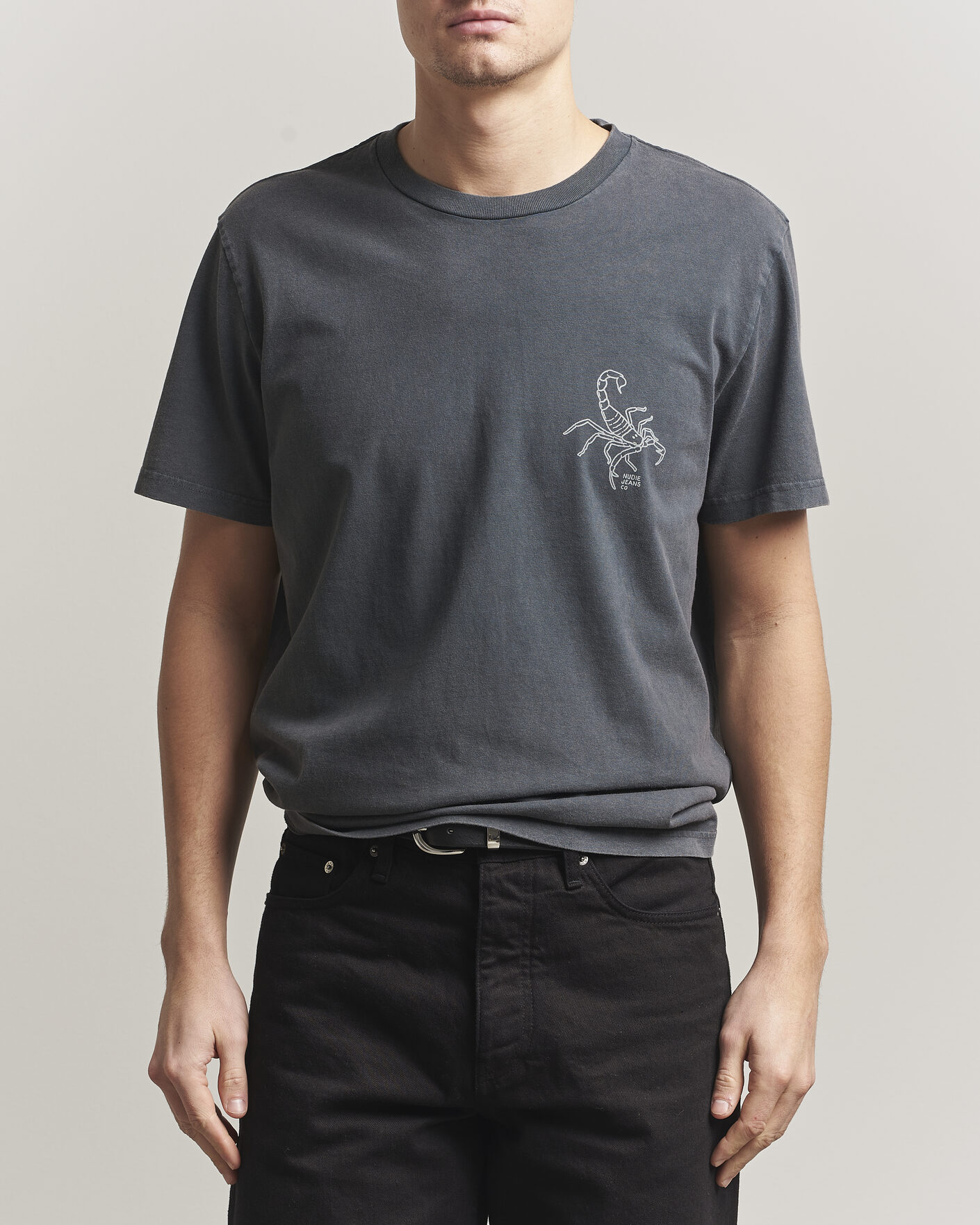 Herren | T-Shirts | Nudie Jeans | Roy Printed T-Shirt Antracite