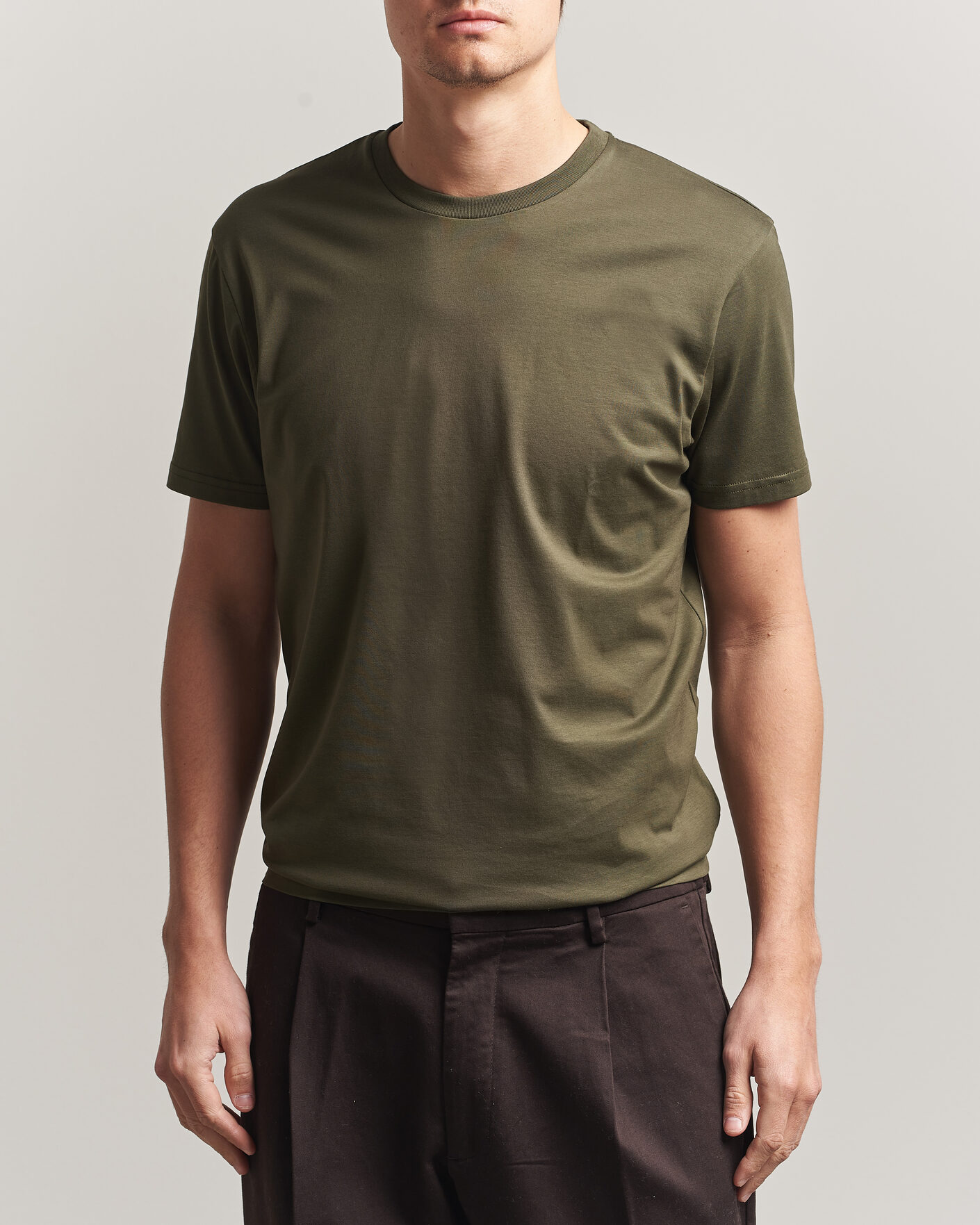 Herren | T-Shirts | Sunspel | Riviera Midweight T-Shirt Deep Olive
