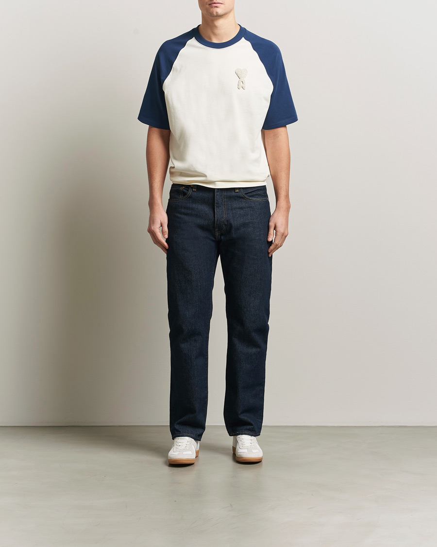 Herren | T-Shirts | AMI | Knitted Heart Logo T-Shirt Creme/Navy