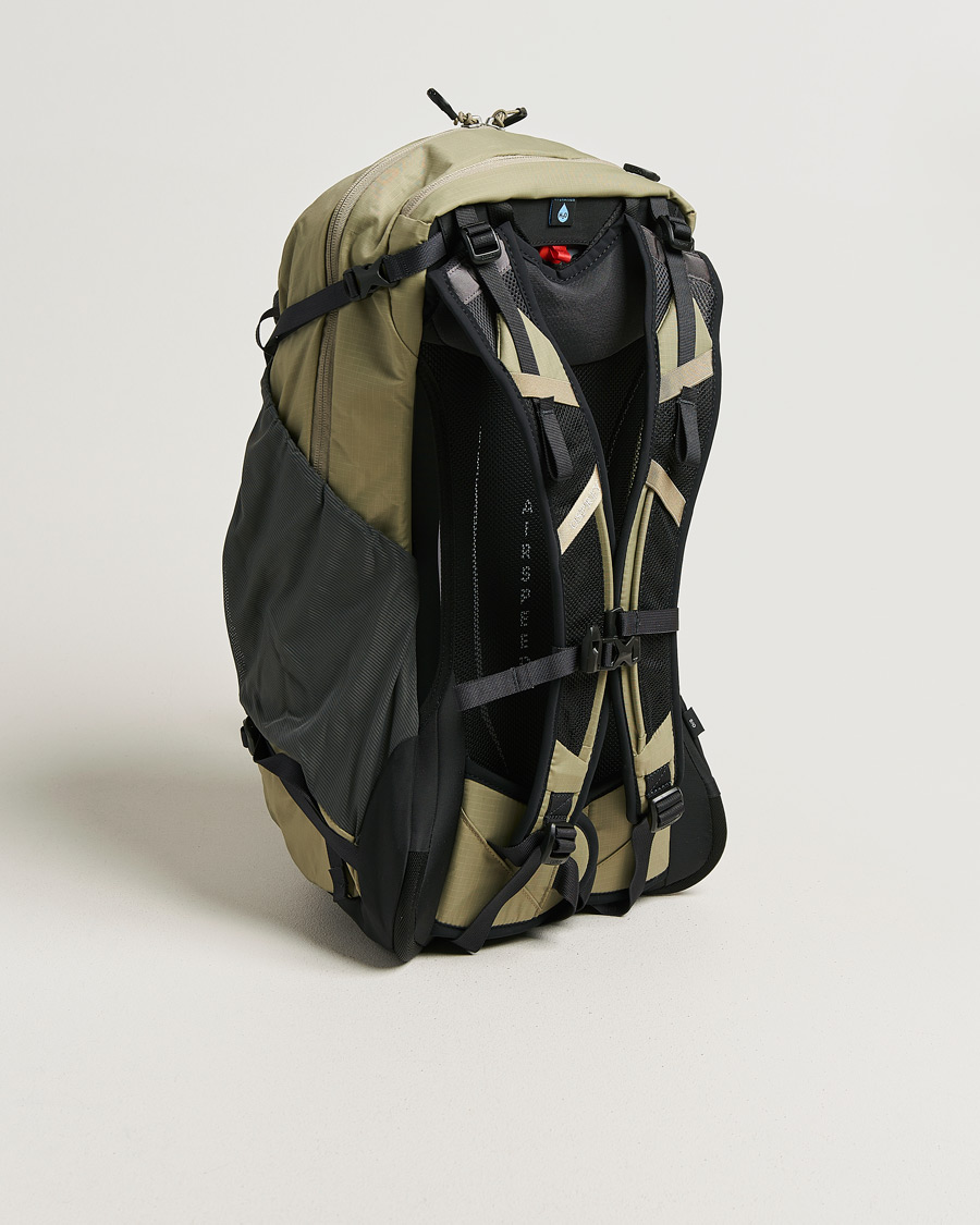 Herren | Taschen | Osprey | HikeLite 26 Olive Tan