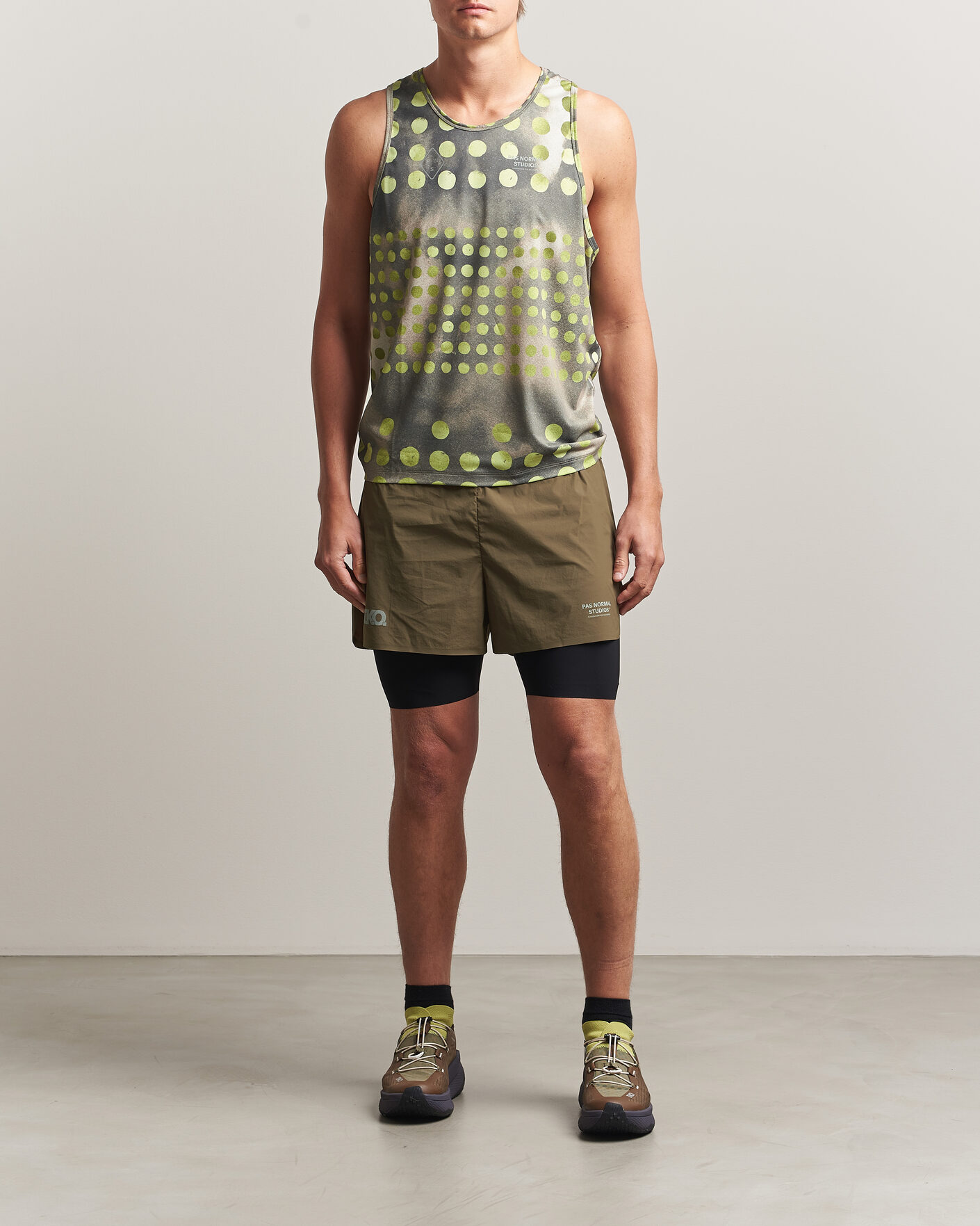 Herren | T-Shirts | Pas Normal Studios | TKO Balance Singlet Moss Green