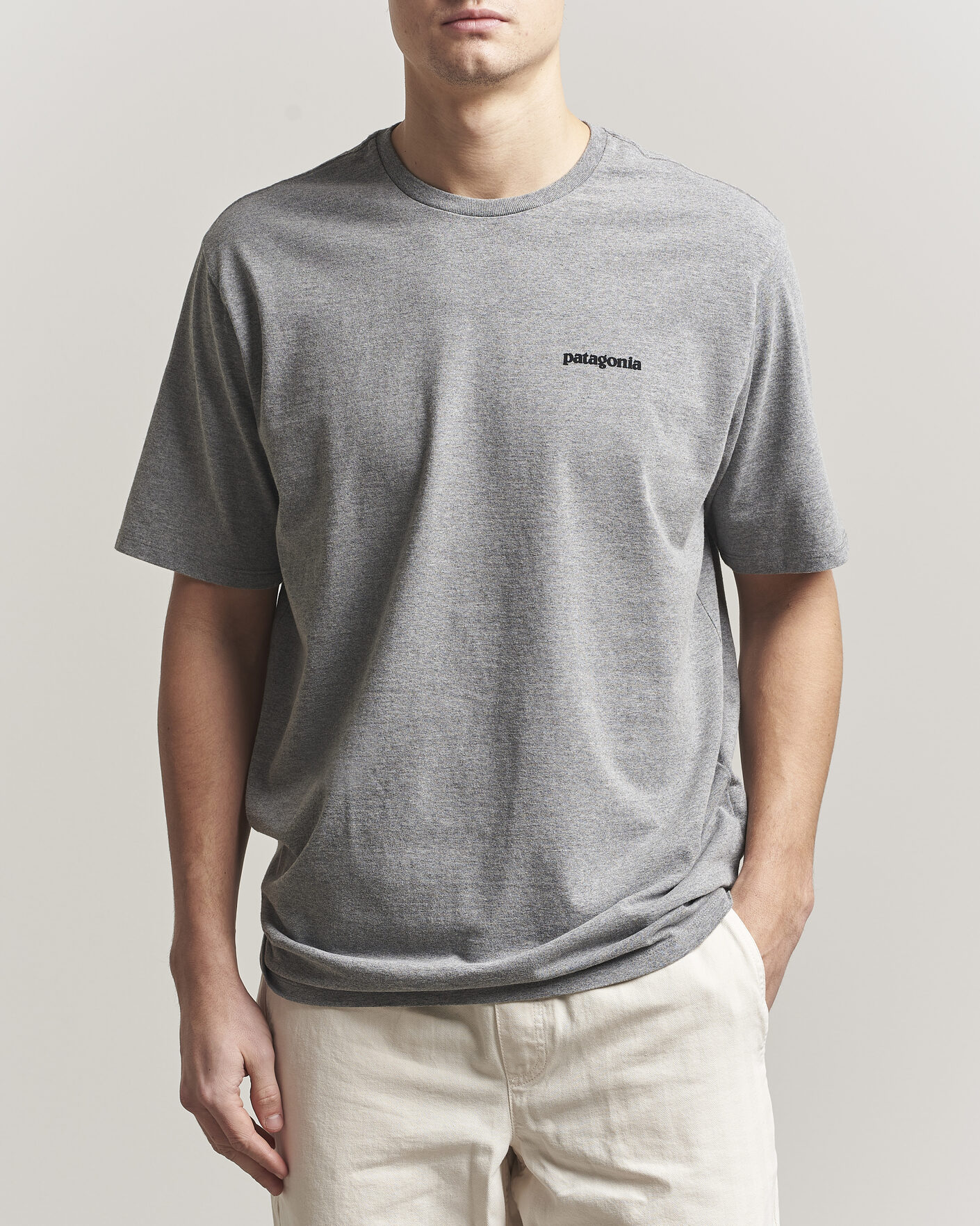 Herren | T-Shirts | Patagonia | P-6 Logo T-Shirt Gravel Heather