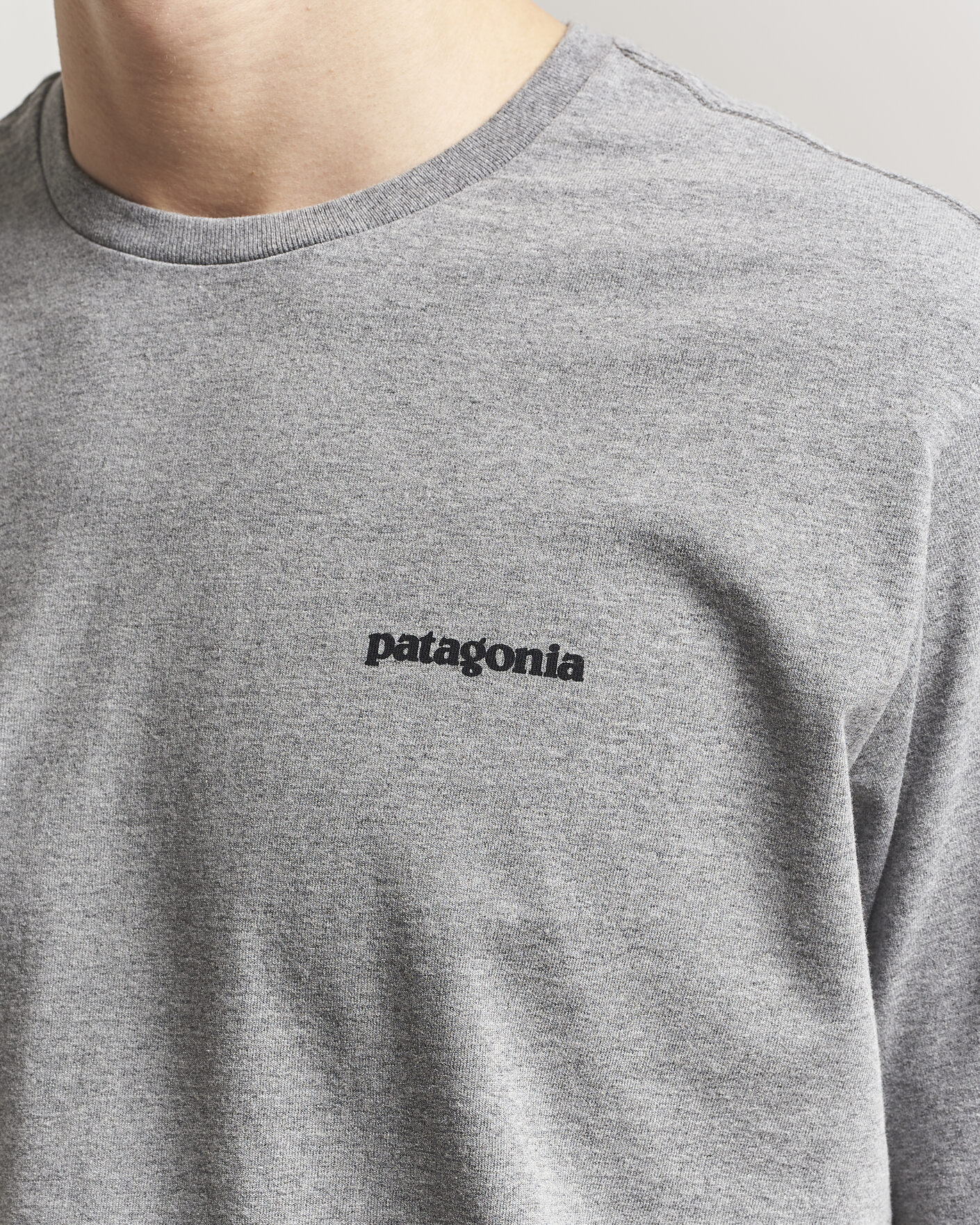 Herren | T-Shirts | Patagonia | P-6 Logo T-Shirt Gravel Heather