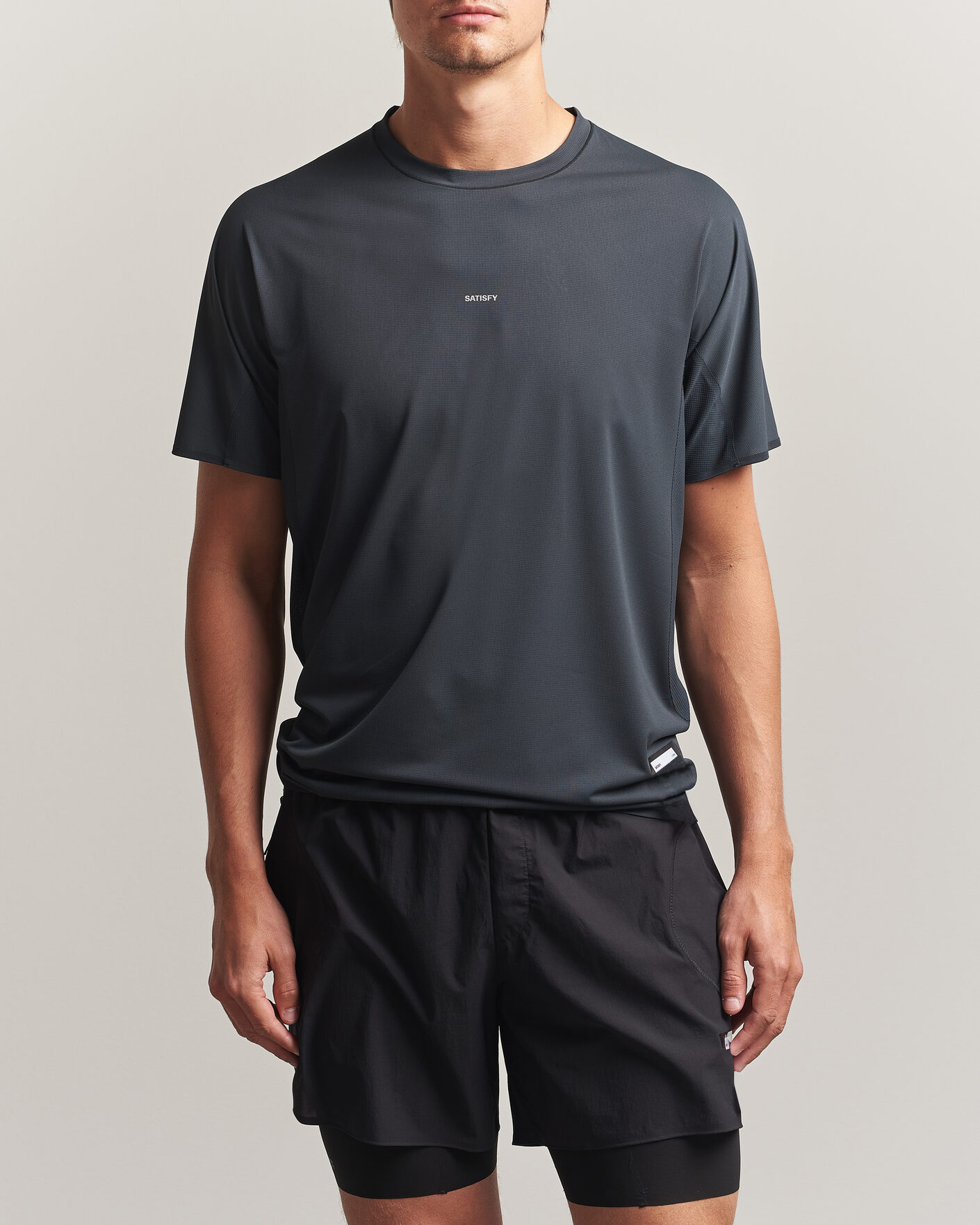 Herren | T-Shirts | Satisfy | AuraLite UV T-Shirt Black