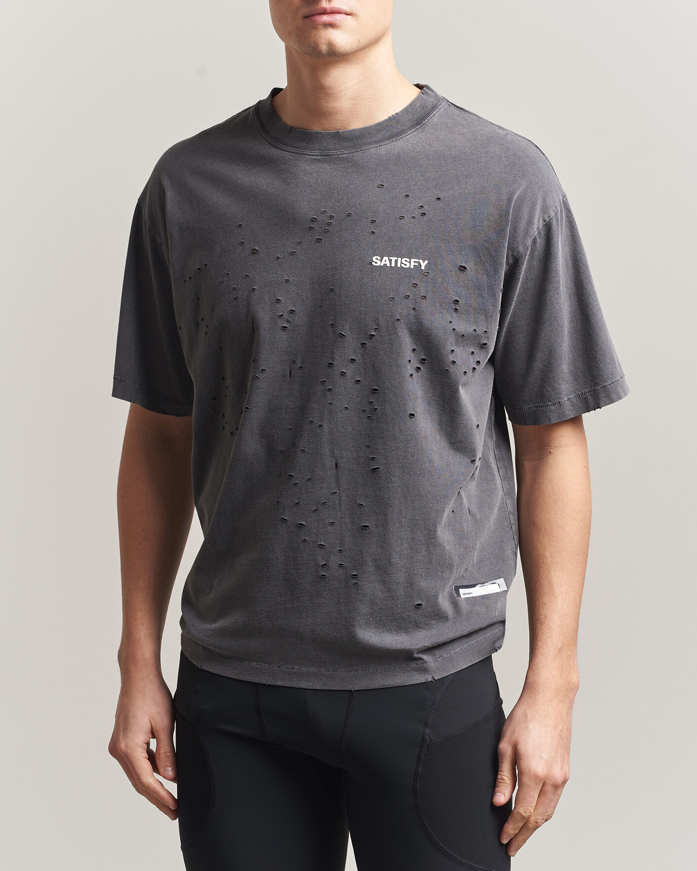 Herren | T-Shirts | Satisfy | MothTech Small Logo T-Shirt Aged Black