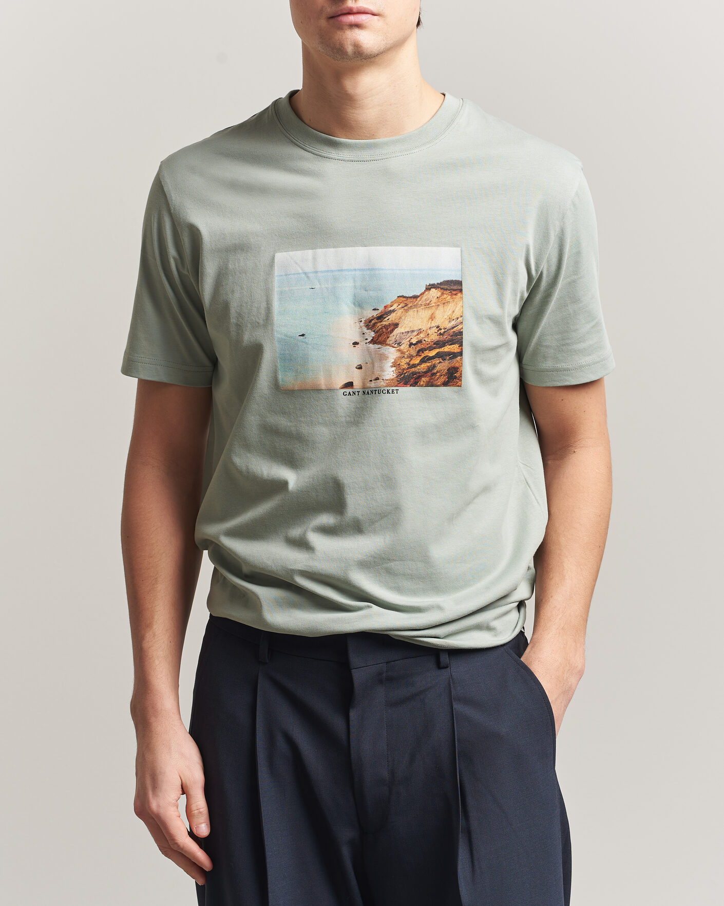 Herren | T-Shirts | Gant | Scenery Graphic Crew Neck T-Shirt Ceramic Grey