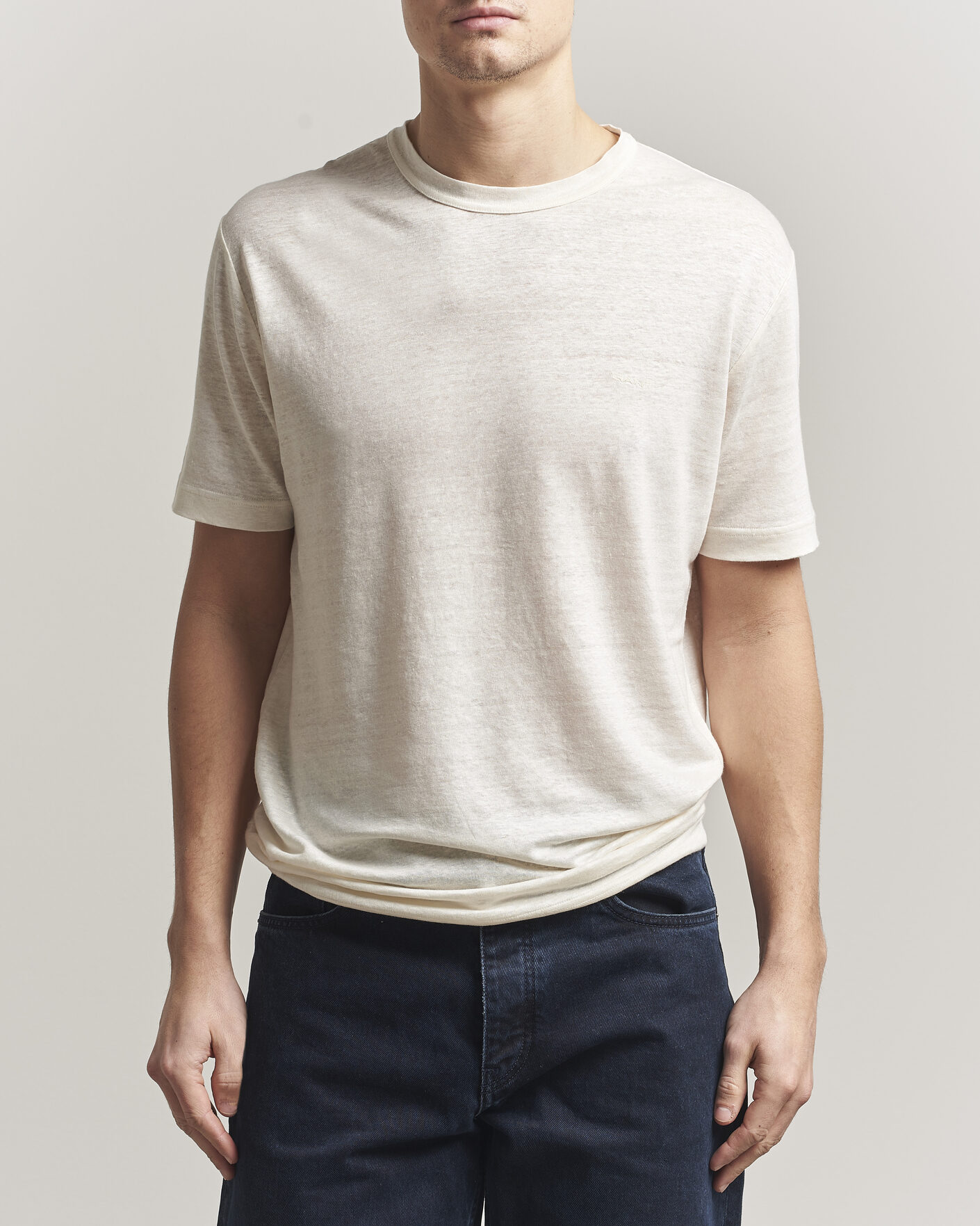 Herren | T-Shirts | GANT | Linen T-Shirt Creamed White