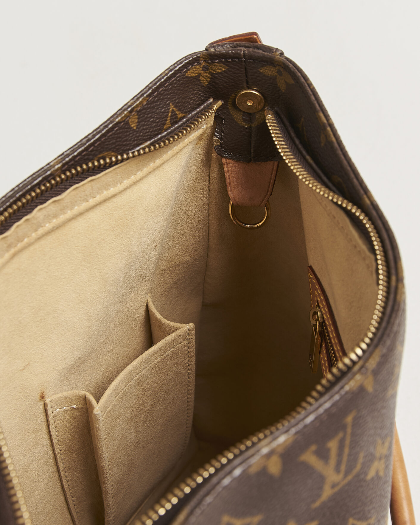 Herren | Pre-Owned & Vintage Bags | Louis Vuitton Pre-Owned | Looping Handbag GM Monogram