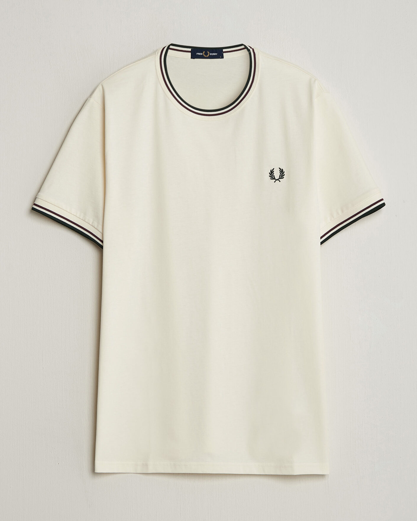 Herren | T-Shirts | Fred Perry | Twin Tipped T-Shirt Ecru