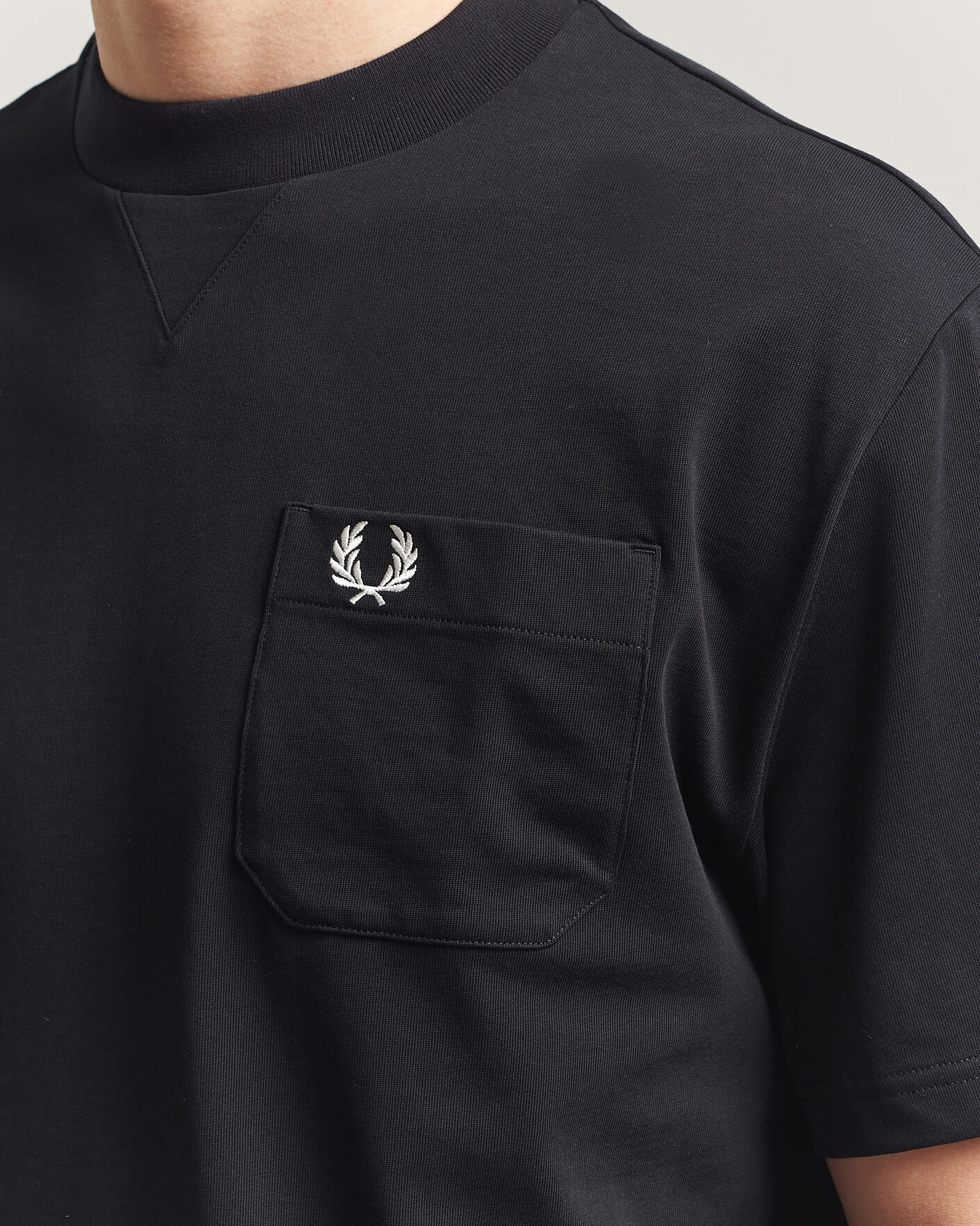 Herren | T-Shirts | Fred Perry | Heavy Pocket T-Shirt Black