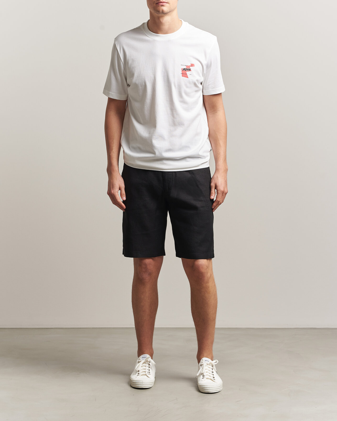 Herren | Shorts | BOSS ORANGE | Tapered Linen Drawstring Shorts Black