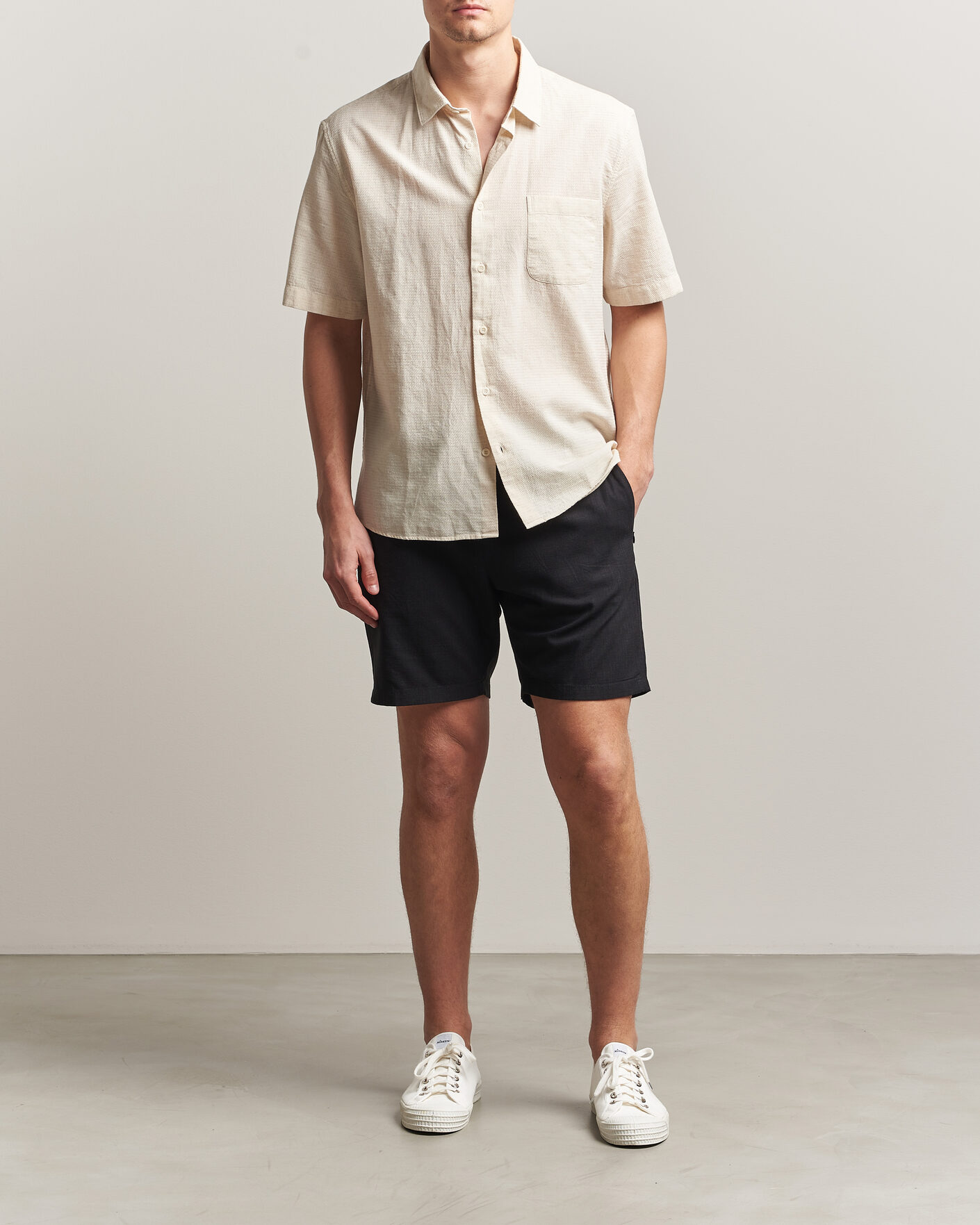 Herren | Shorts | KnowledgeCotton Apparel | Loose Linen/Viscose Shorts Black