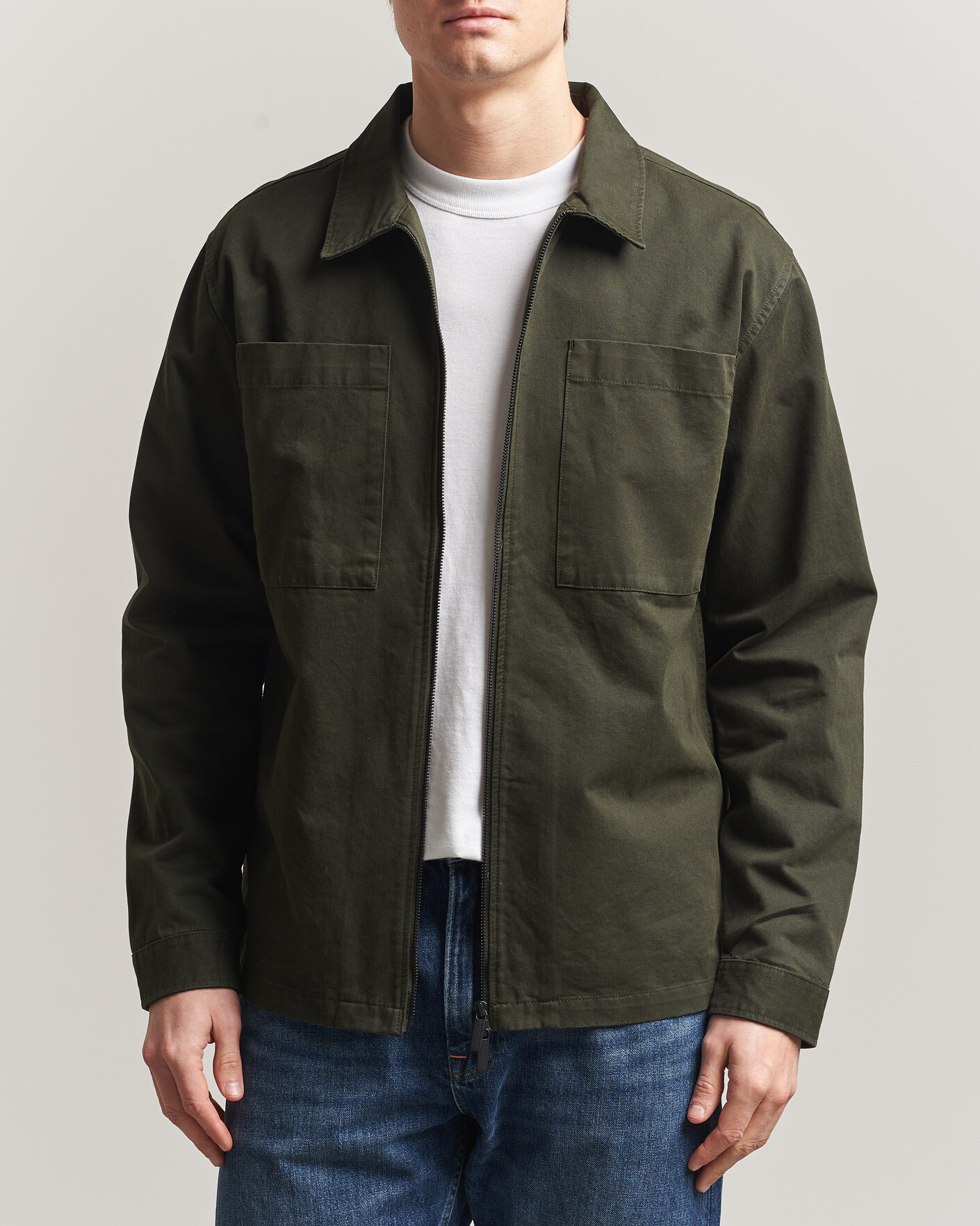 Herren | Hemden | KnowledgeCotton Apparel | Cotton Twill Stretch Zip Overshirt Forest Night