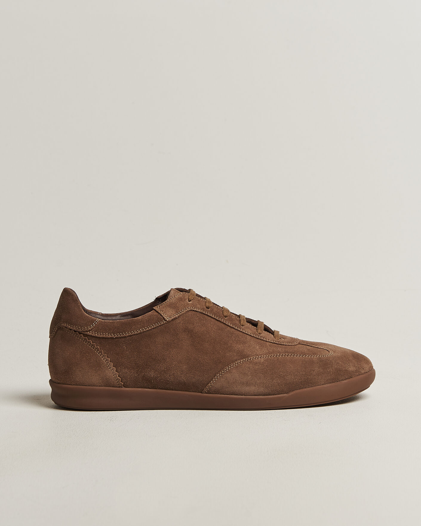 Herren | Sneaker | Loake 1880 | Mayfair Suede Dress Sneaker Flint