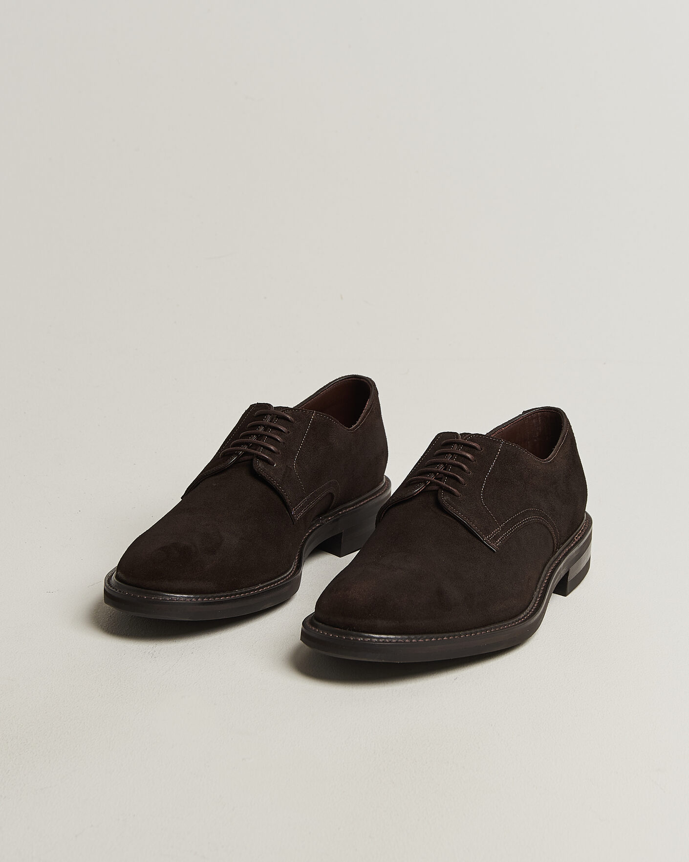 Herren | Derby | Loake Shoemakers | Barbican Suede Derby Dark Brown