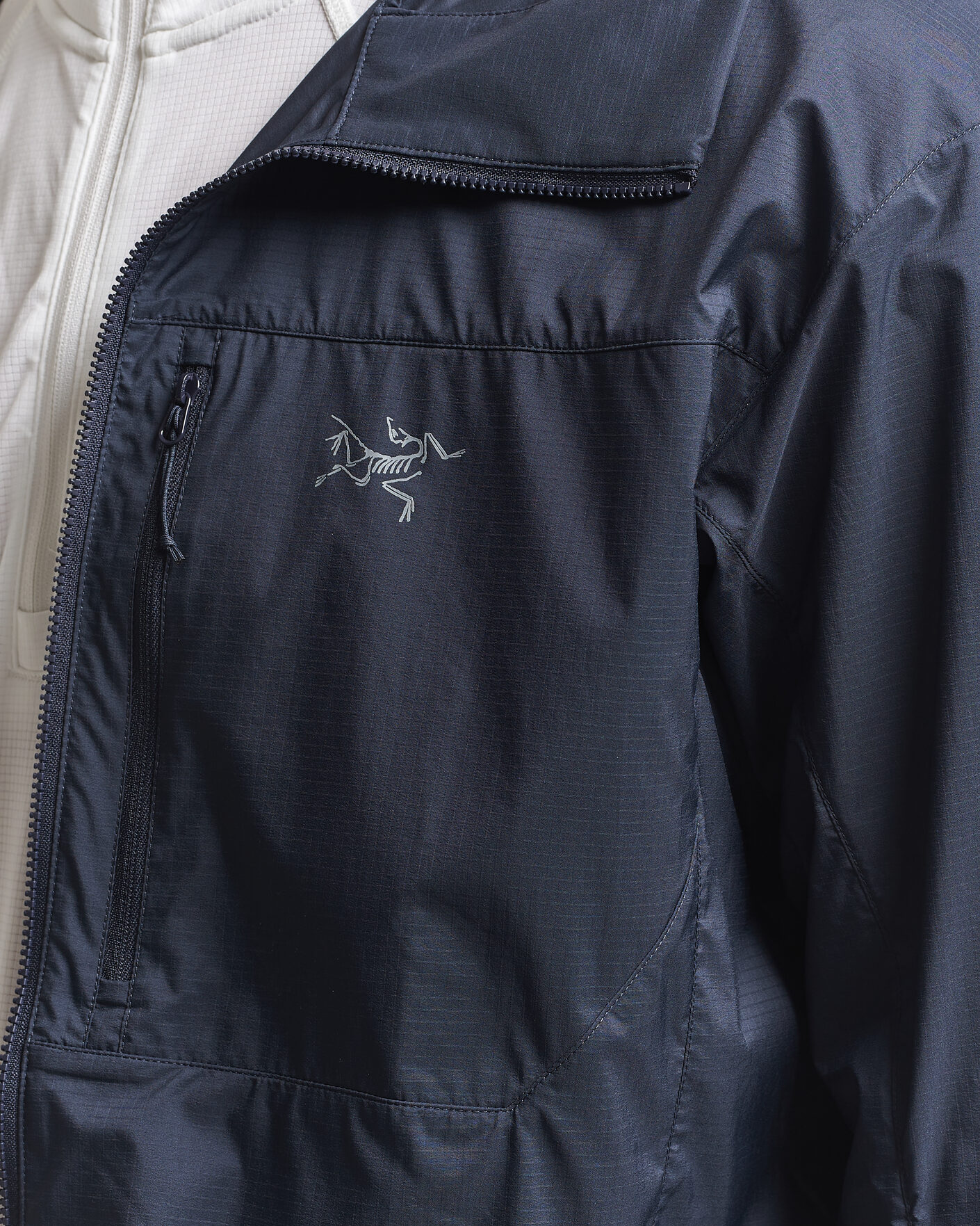 Herren | Jacken | Arc'teryx | Squamish Lightweight Hooded Jacket Black Sapphire