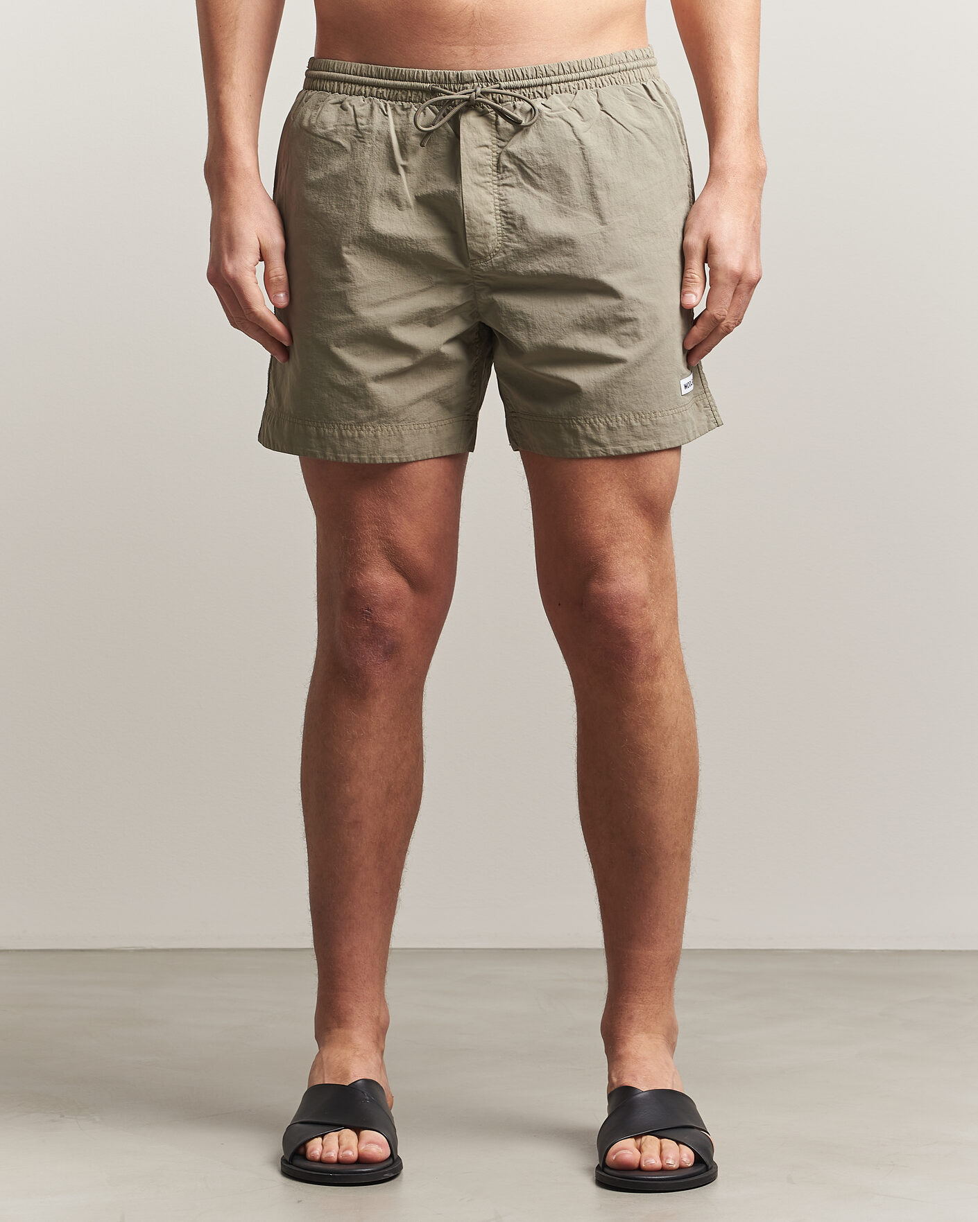 Herren | Badehosen | Woolrich | Solid Garment Dyed Swimshorts Smokey Olive