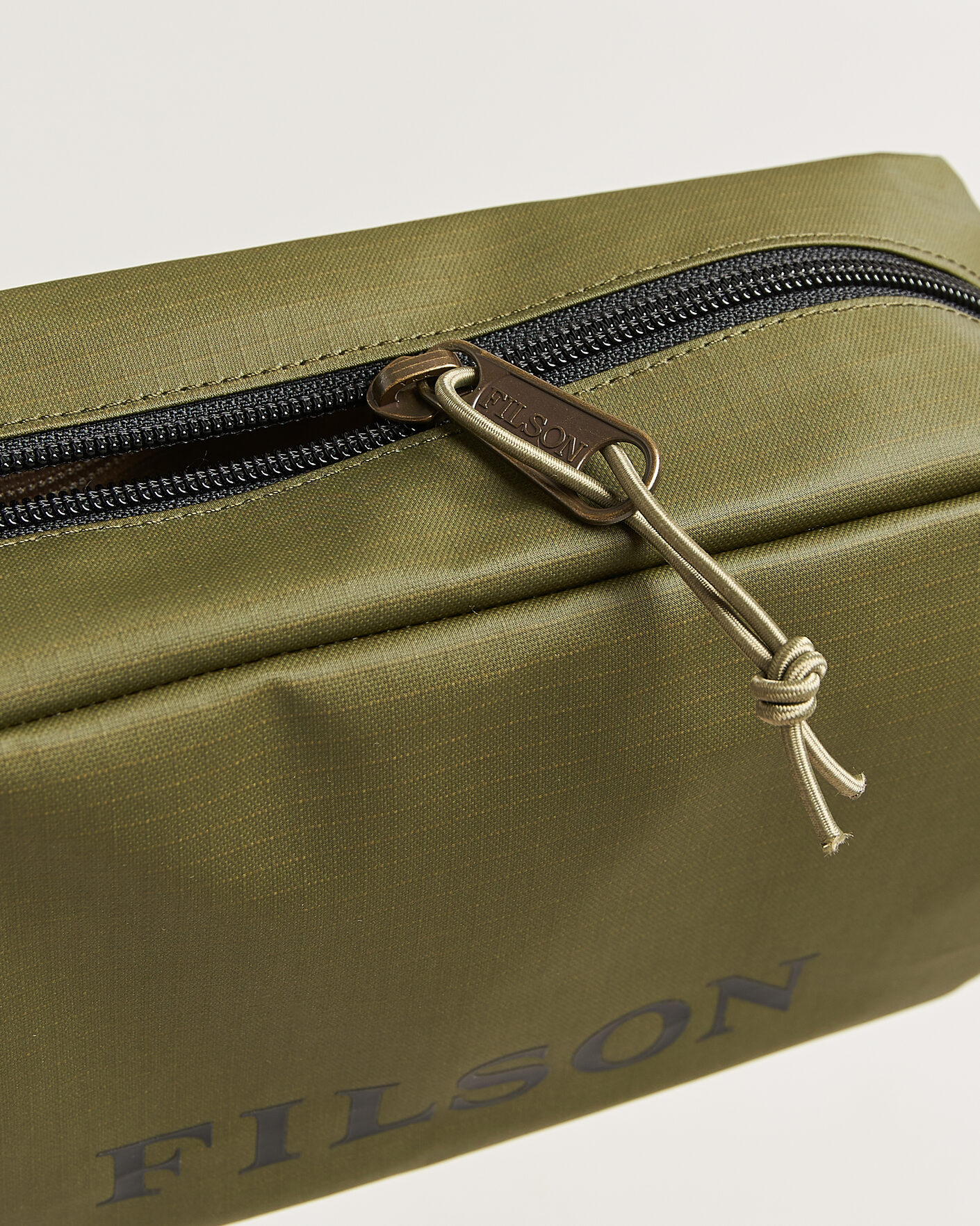 Herren | Taschen | Filson | All Weather Travel Pack Olive