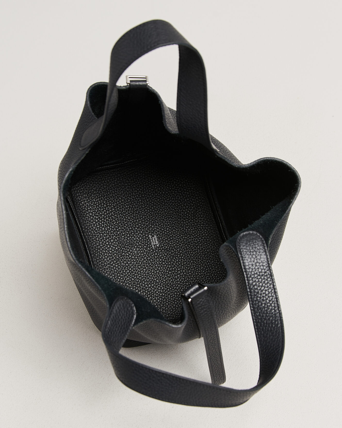 Herren | Pre-Owned & Vintage Bags | Hermès Pre-Owned | Picotin Lock 22 Taurillon Clemence Leather Black