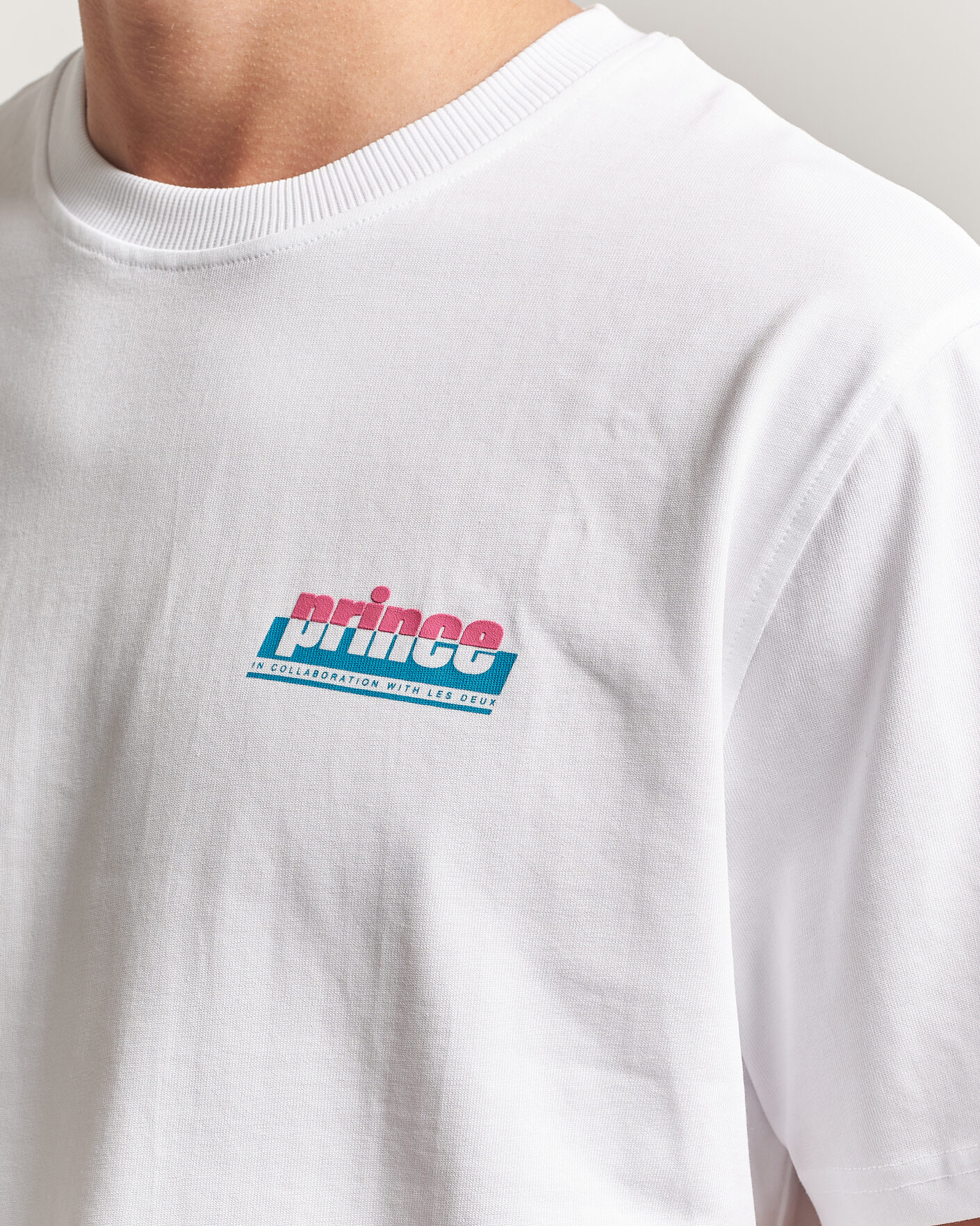Herren | T-Shirts | LES DEUX | Prince P T-Shirt White
