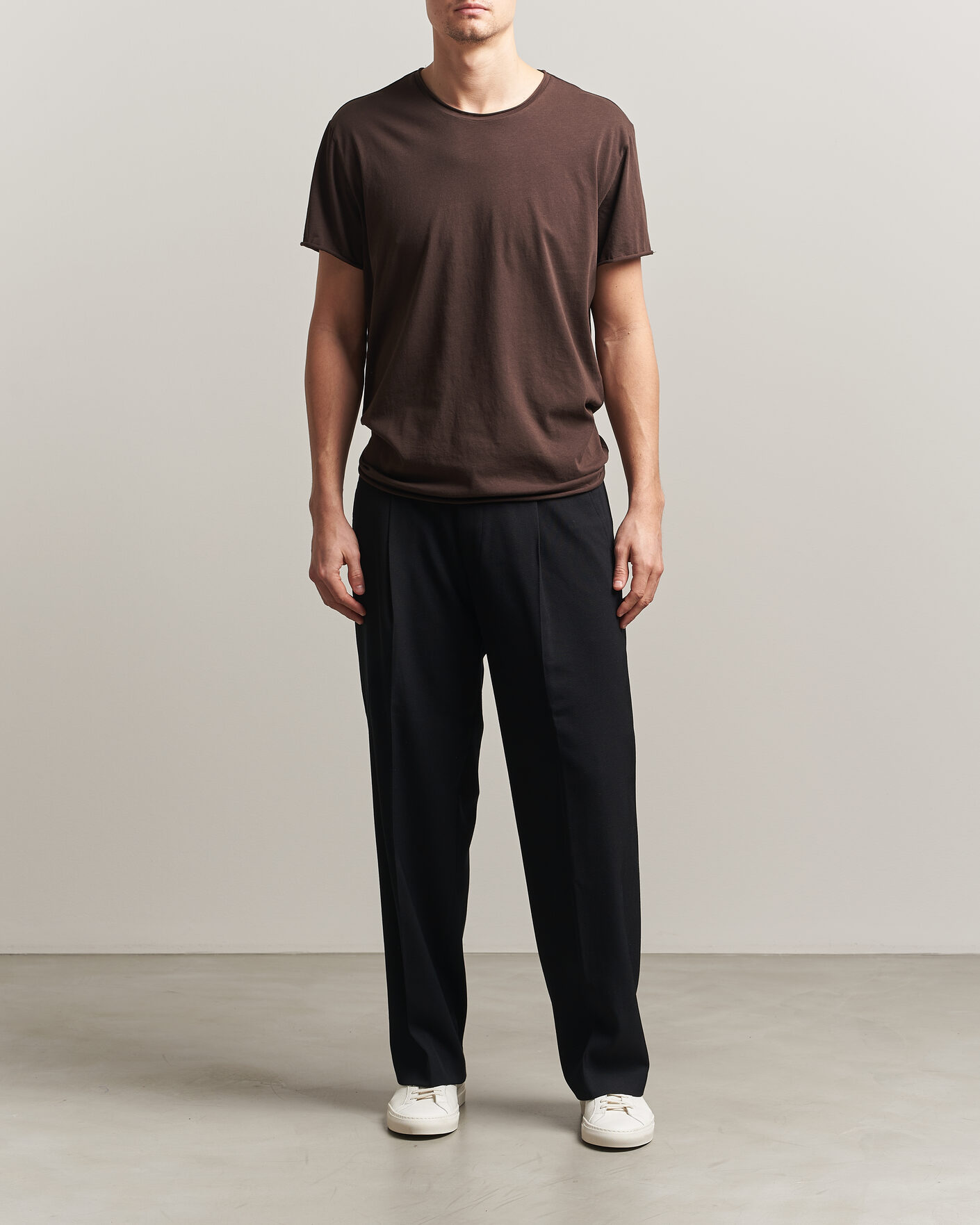Herren | T-Shirts | Filippa K | Roll Neck Crew Neck T-Shirt Dark Chocolate