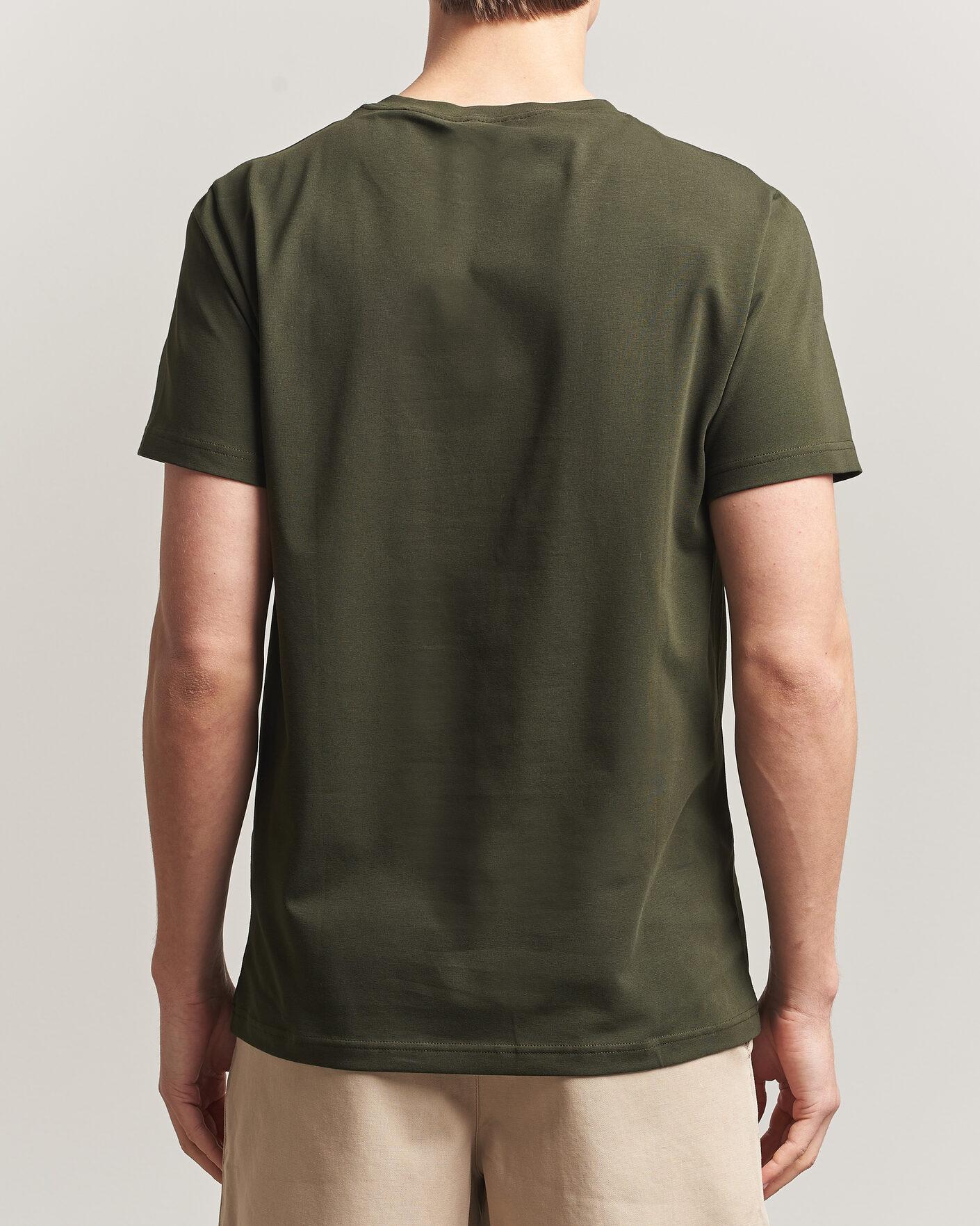 Herren | T-Shirts | Filippa K | Soft Lycra T-Shirt Midnight Olive