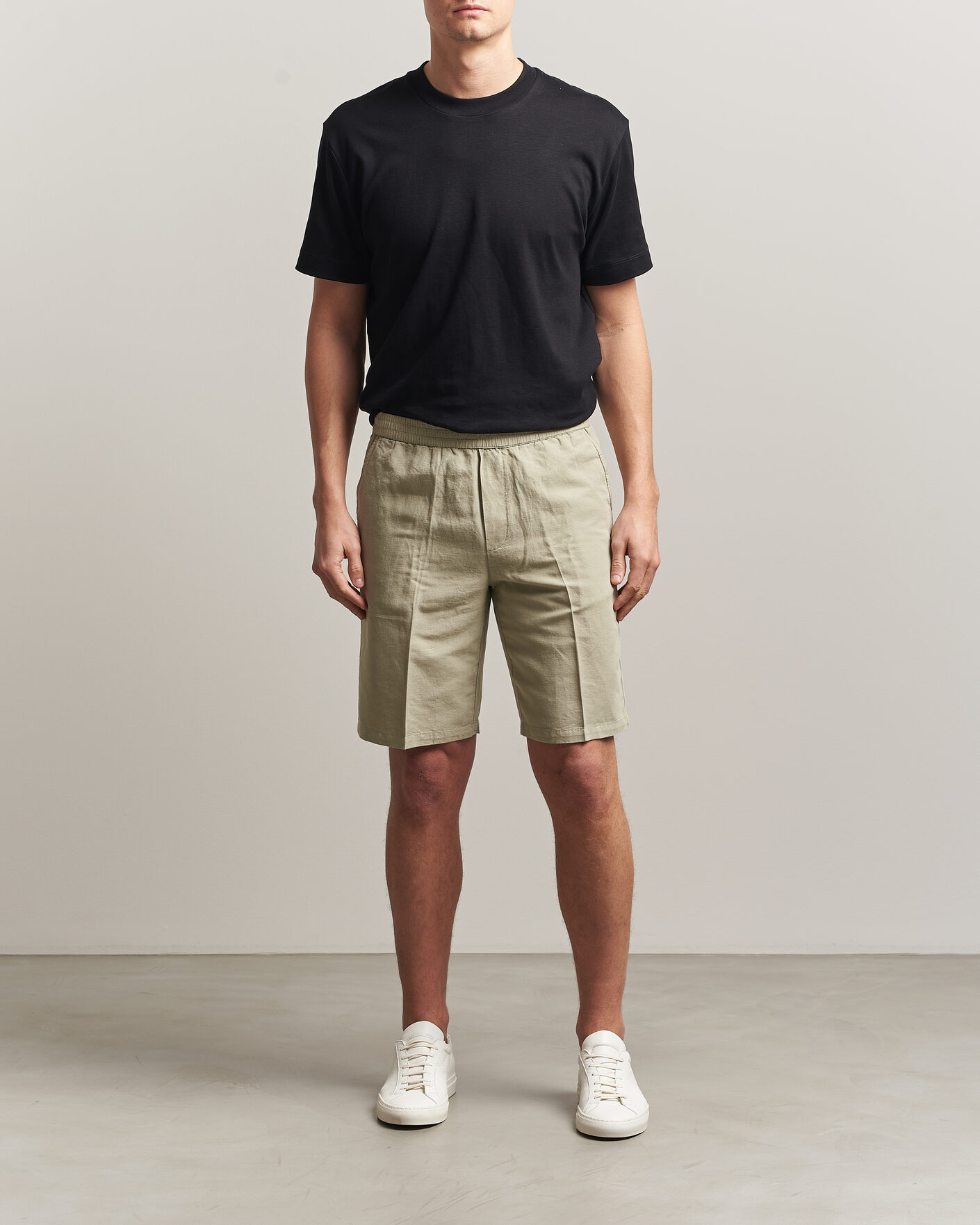 Herren | Shorts | Filippa K | Theo Relaxed Linen/Cotton Drawstring Shorts Light Green