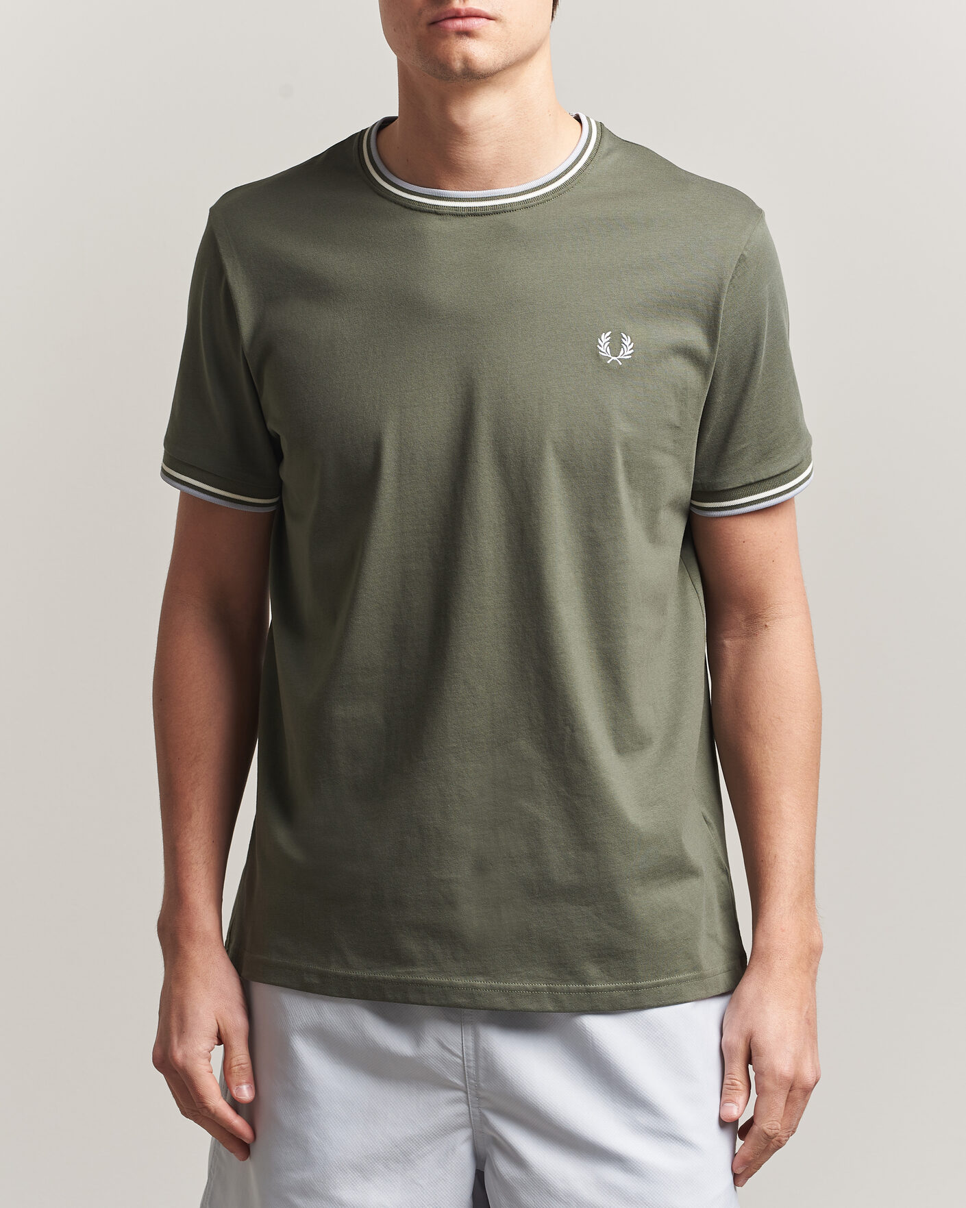 Herren | T-Shirts | Fred Perry | Twin Tipped T-Shirt Laurel Wreath Green