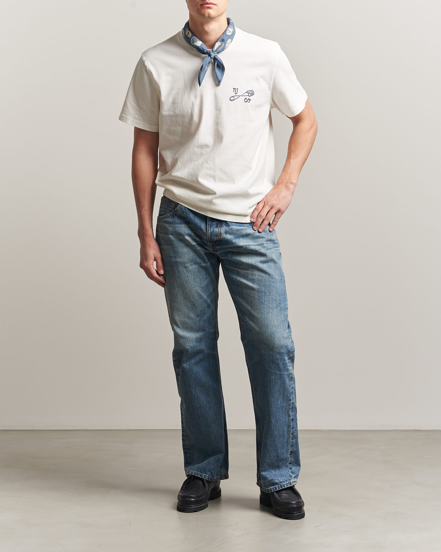 Herren | T-Shirts | Nudie Jeans | Roy NJCO Pin T-Shirt Chalk White