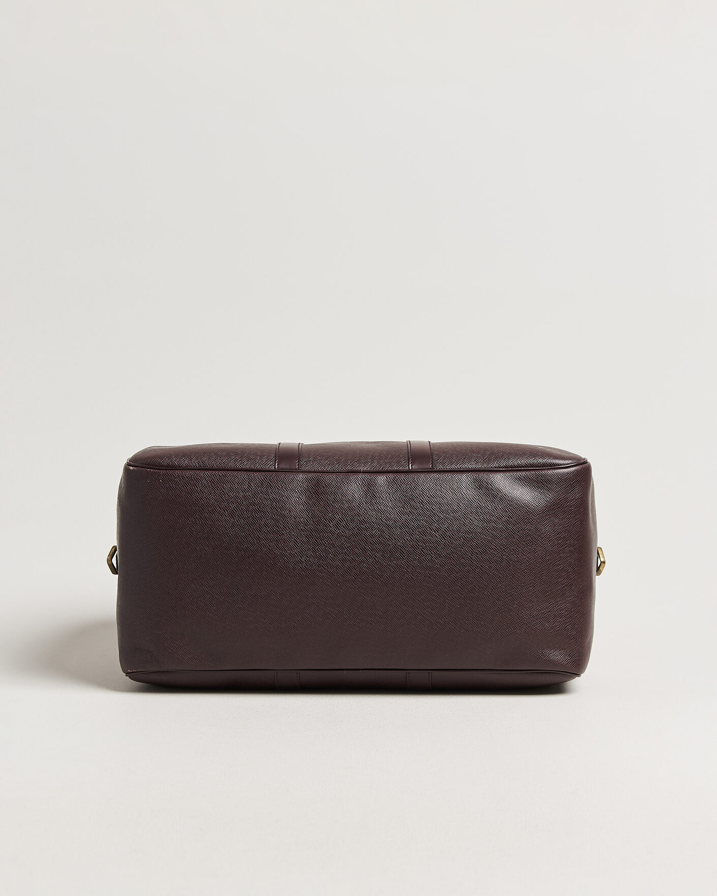 Herren | Pre-Owned & Vintage Bags | Louis Vuitton Pre-Owned | Taiga Kendall Weekend Bag PM Burgundy