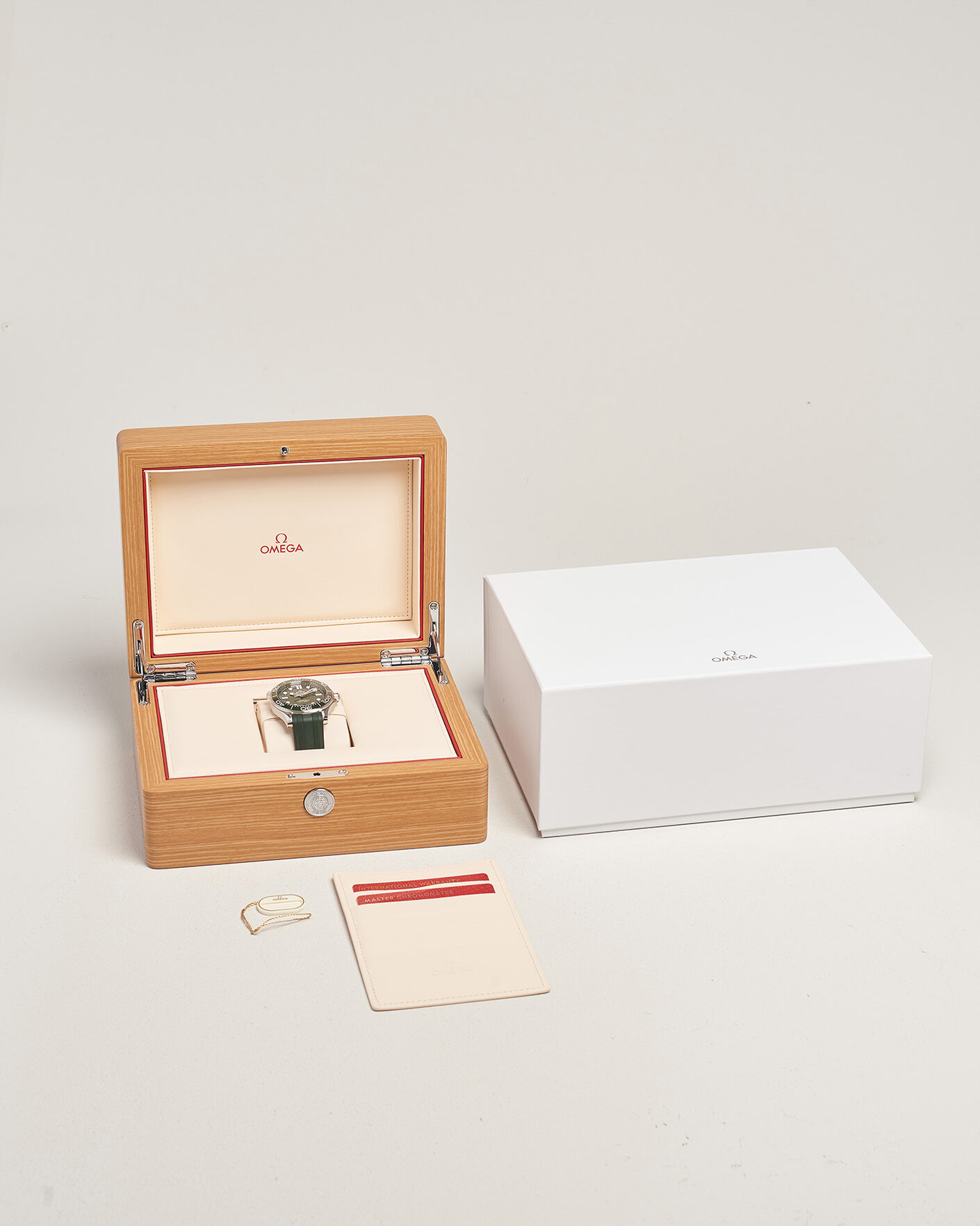 Herren | Pre-Owned & Vintage Watches | Omega Pre-Owned | Seamaster 300M Diver