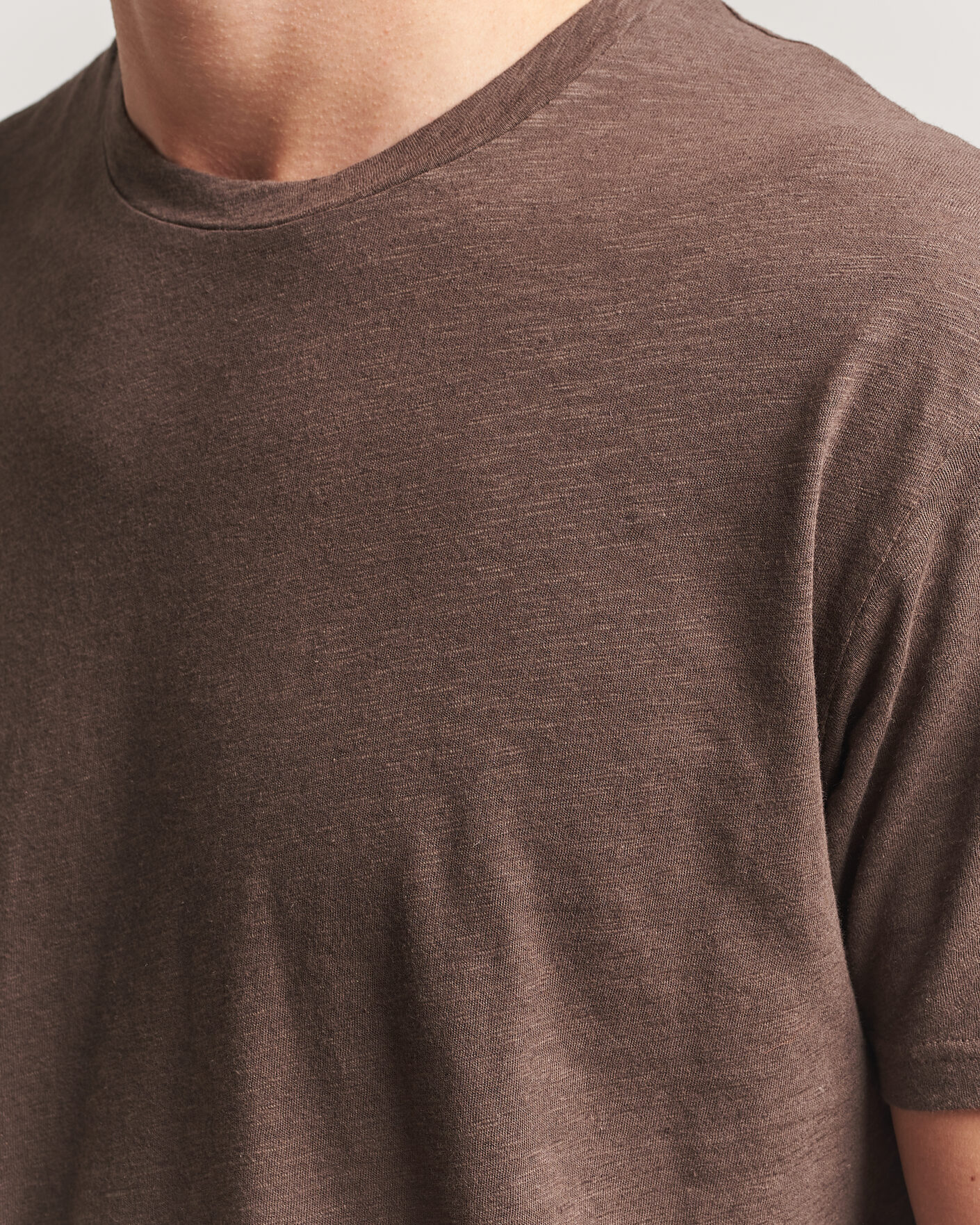 Herren | T-Shirts | Sunspel | Pima Cotton/Linen T-Shirt Dark Walnut
