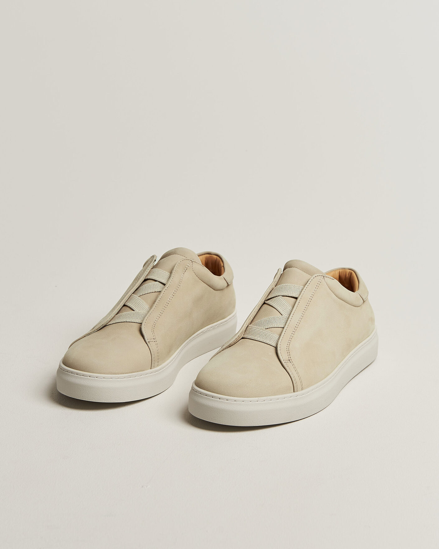 Herren | Sneaker | Myrqvist | Alnö Monochrome II Sneakers Beige Nubuck