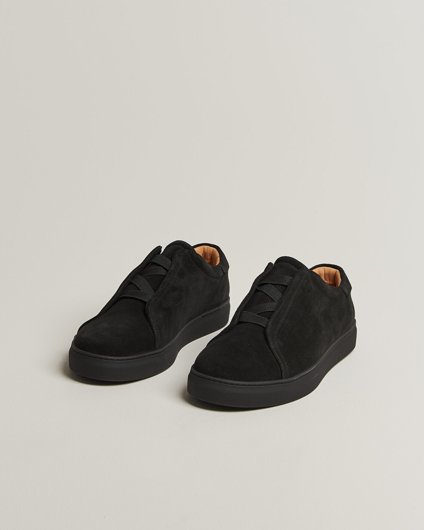 Herren | Sneaker | Myrqvist | Alnö Monochrome II Sneakers Black Suede