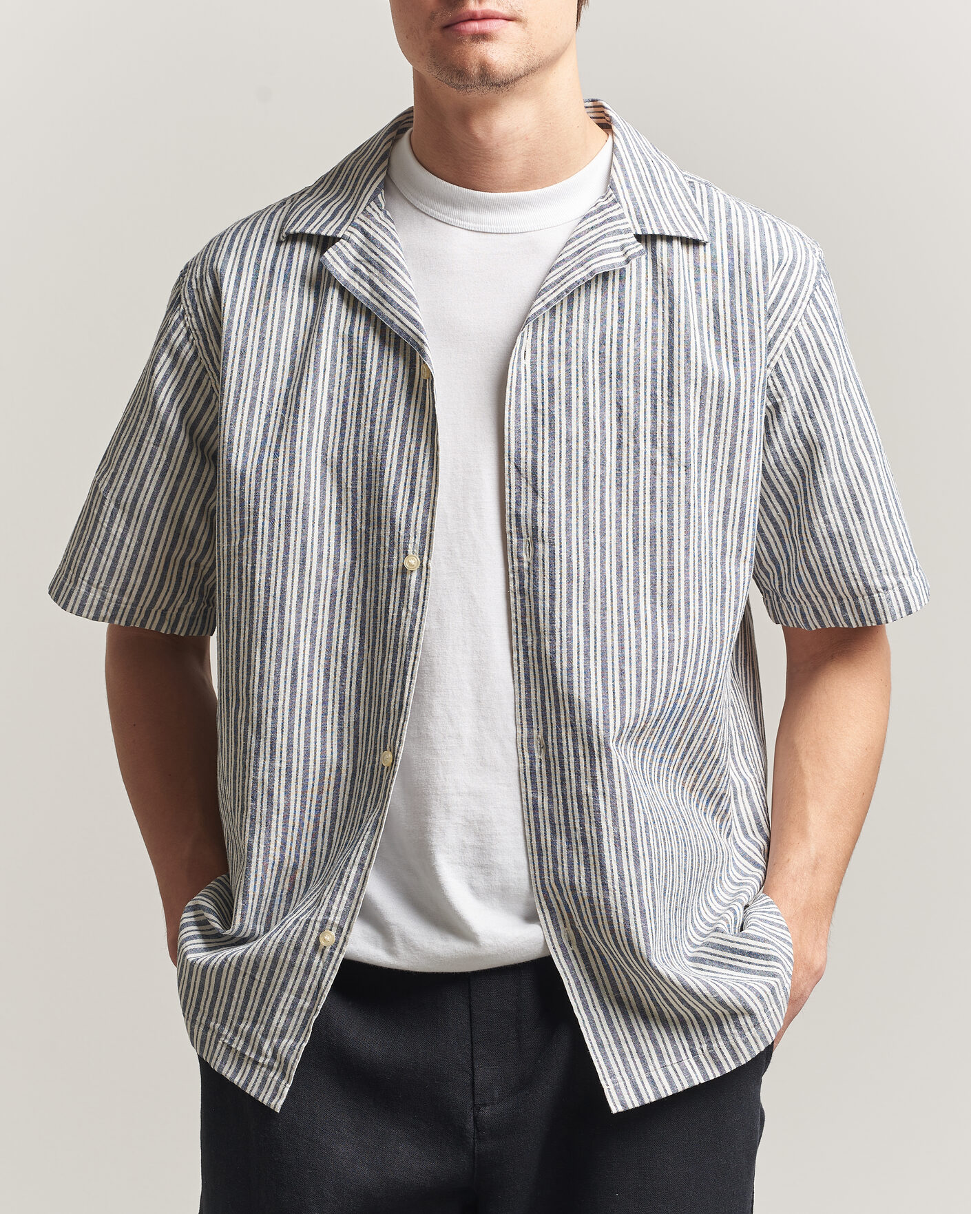 Herren | Hemden | LES DEUX | Stripe Cotton/Linen Short Sleeve Shirt Dark Blue