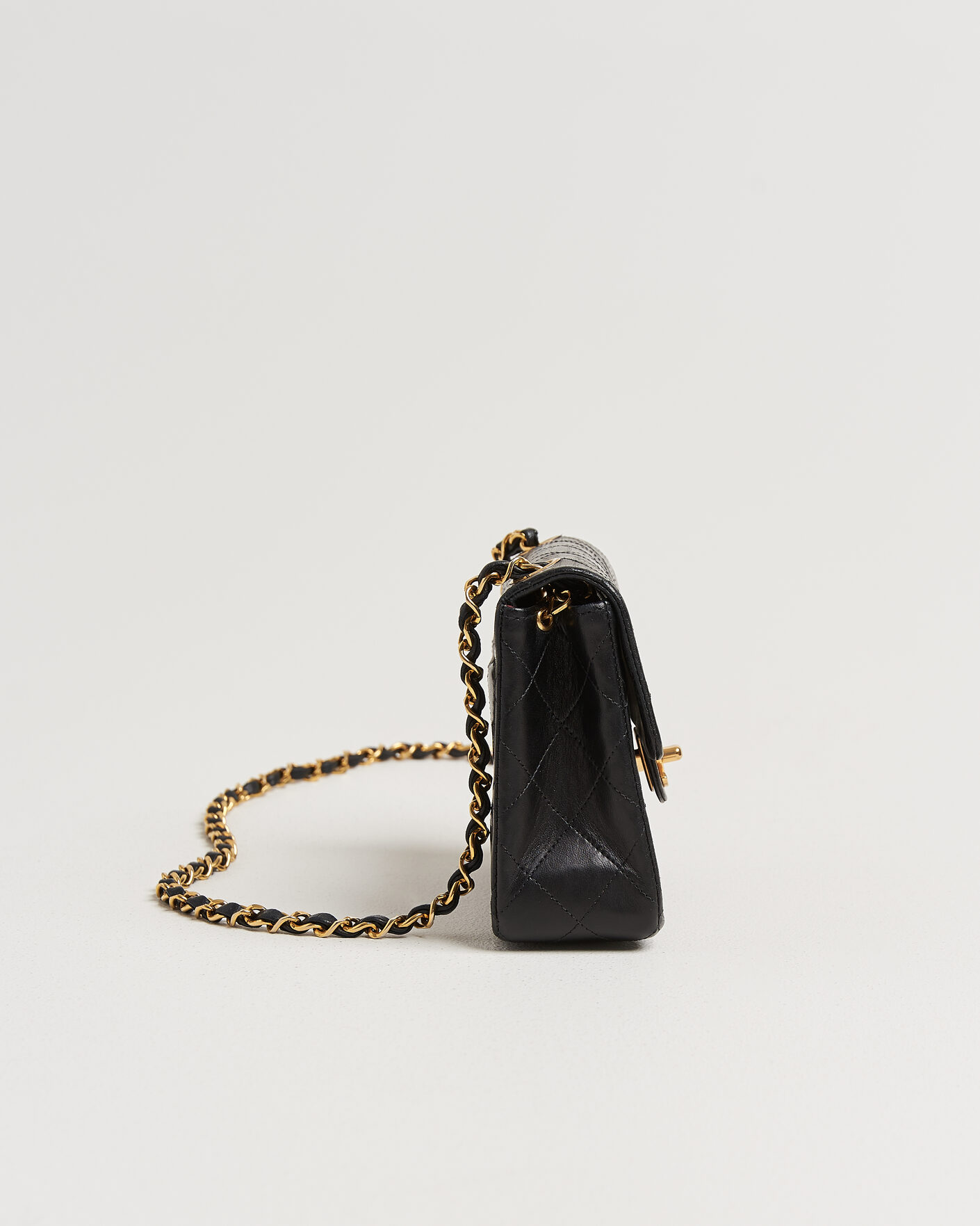 Herren | Pre-Owned & Vintage Bags | Chanel Pre-Owned | Classic Mini Single Flap Square Bag Black