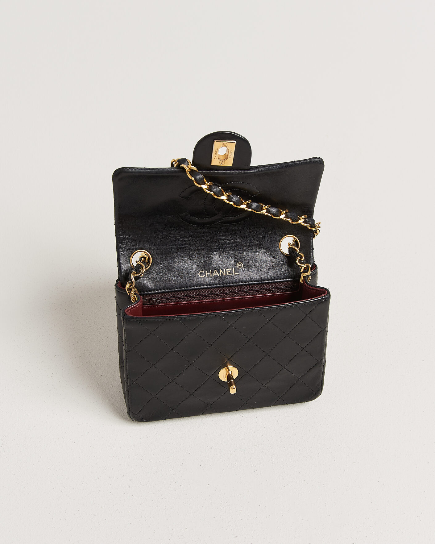 Herren | Pre-Owned & Vintage Bags | Chanel Pre-Owned | Classic Mini Single Flap Square Bag Black