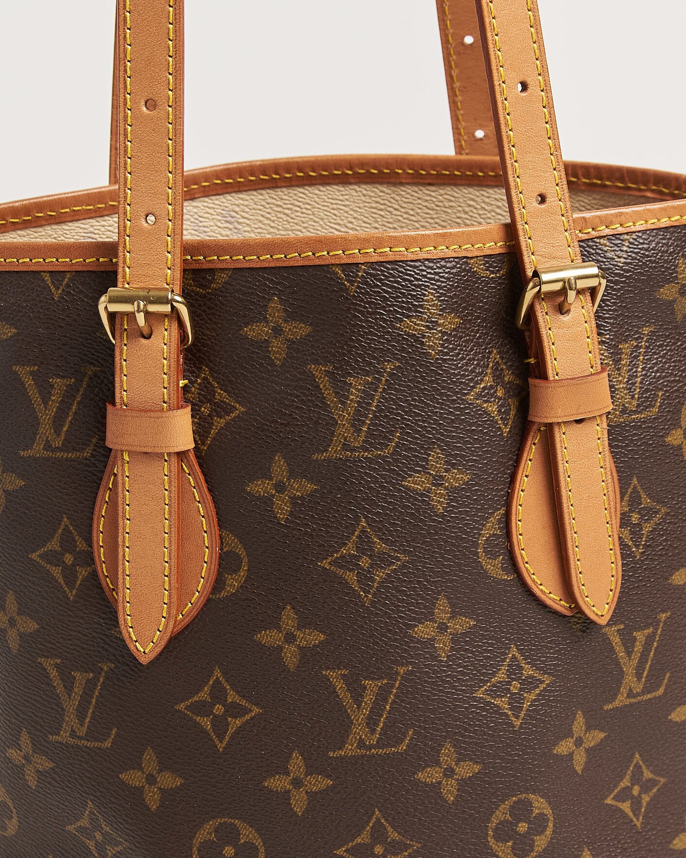 Herren | Pre-Owned & Vintage Bags | Louis Vuitton Pre-Owned | Bucket PM Bag Monogram