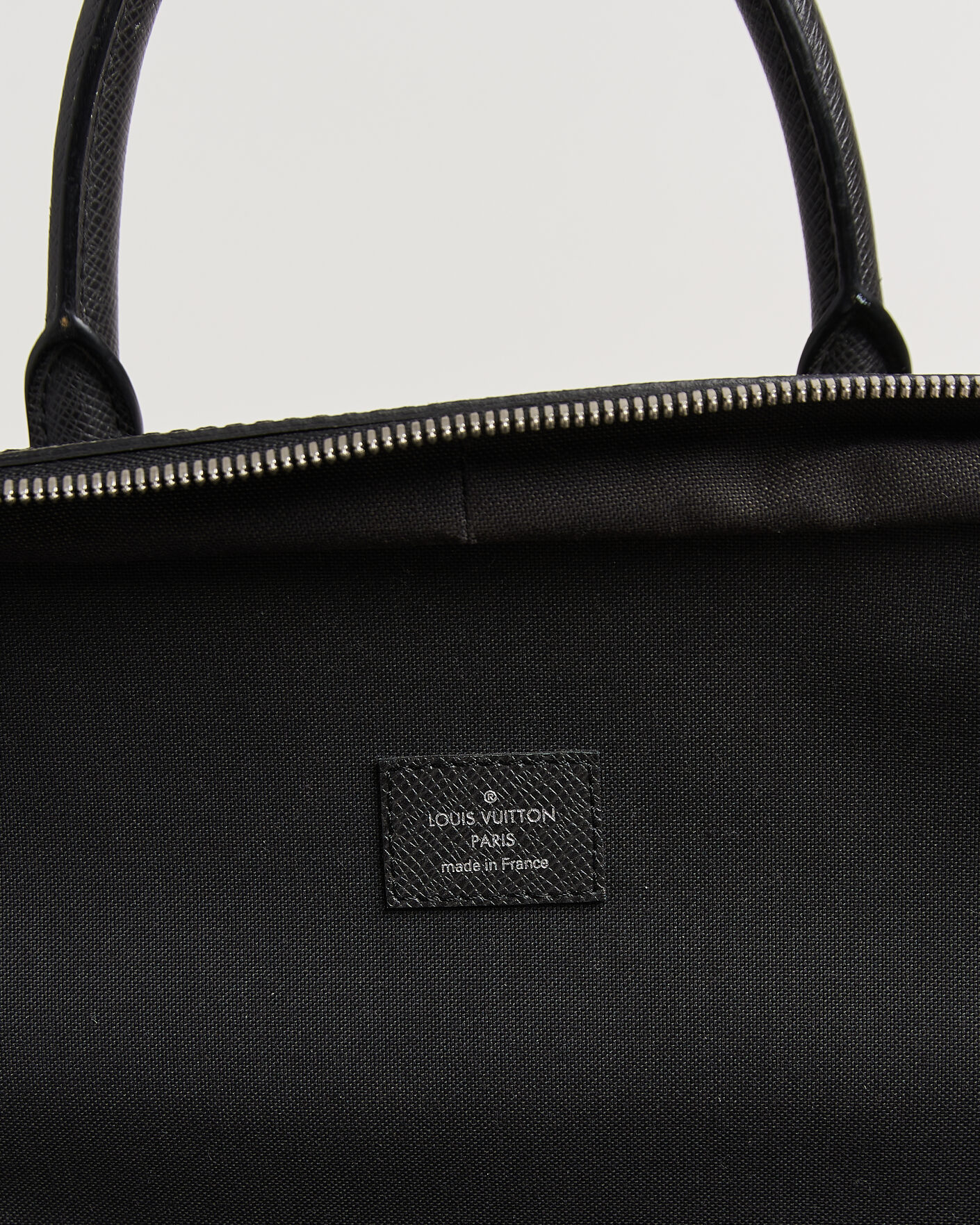 Herren | Pre-Owned & Vintage Bags | Louis Vuitton Pre-Owned | Overnight Bag Taiga Leather Black